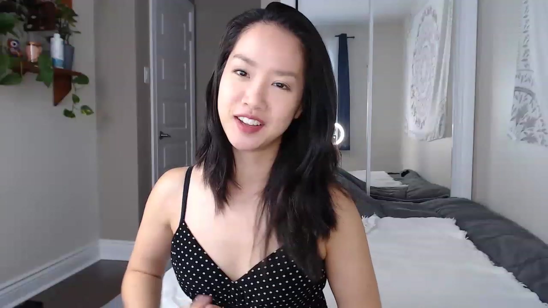 Gallery image thumbnail from MarissaPeach's myfreecams stream on, 08/12/2023, 20:34 image 3 of 20