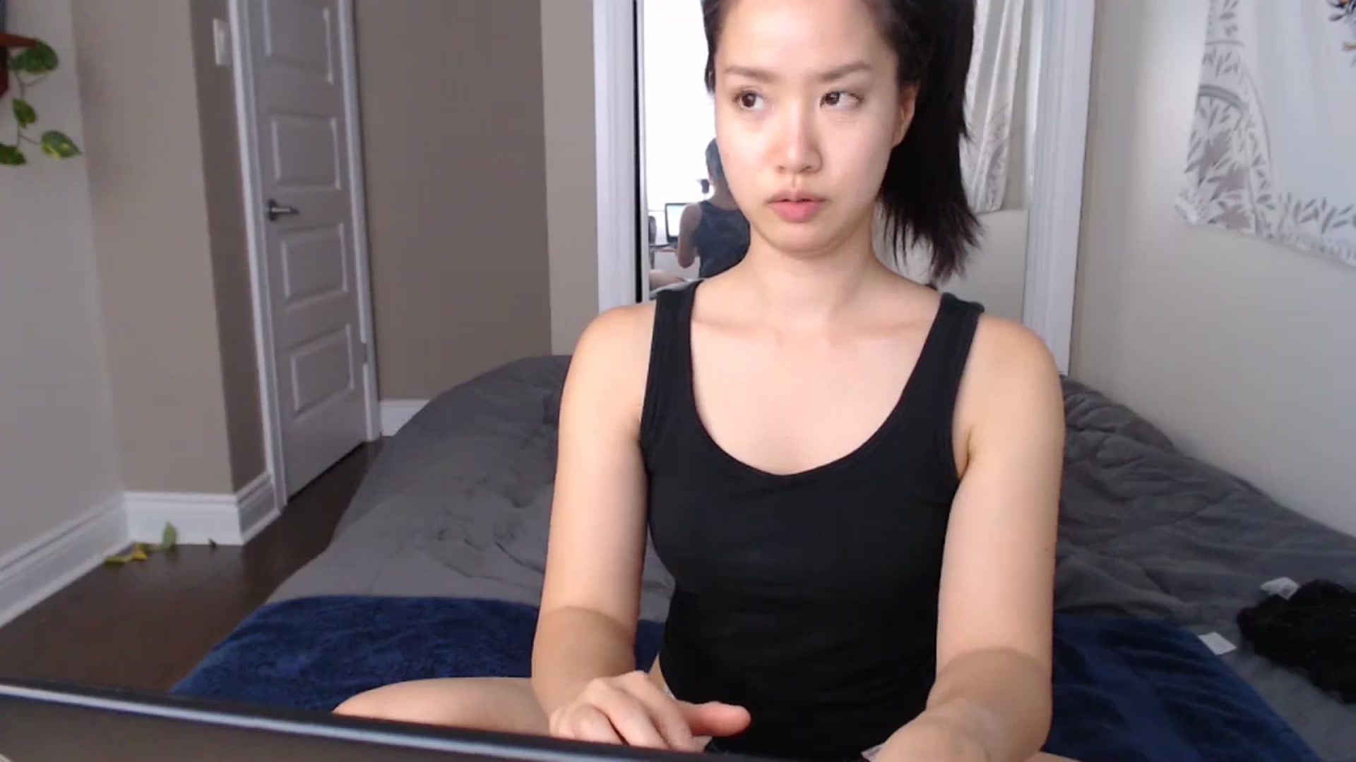 Gallery image thumbnail from MarissaPeach's myfreecams stream on, 08/21/2023, 22:12 image 17 of 20