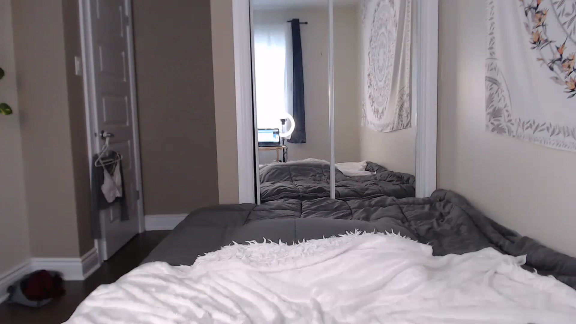 Gallery image thumbnail from MarissaPeach's myfreecams stream on, 09/13/2023, 21:49 image 19 of 20