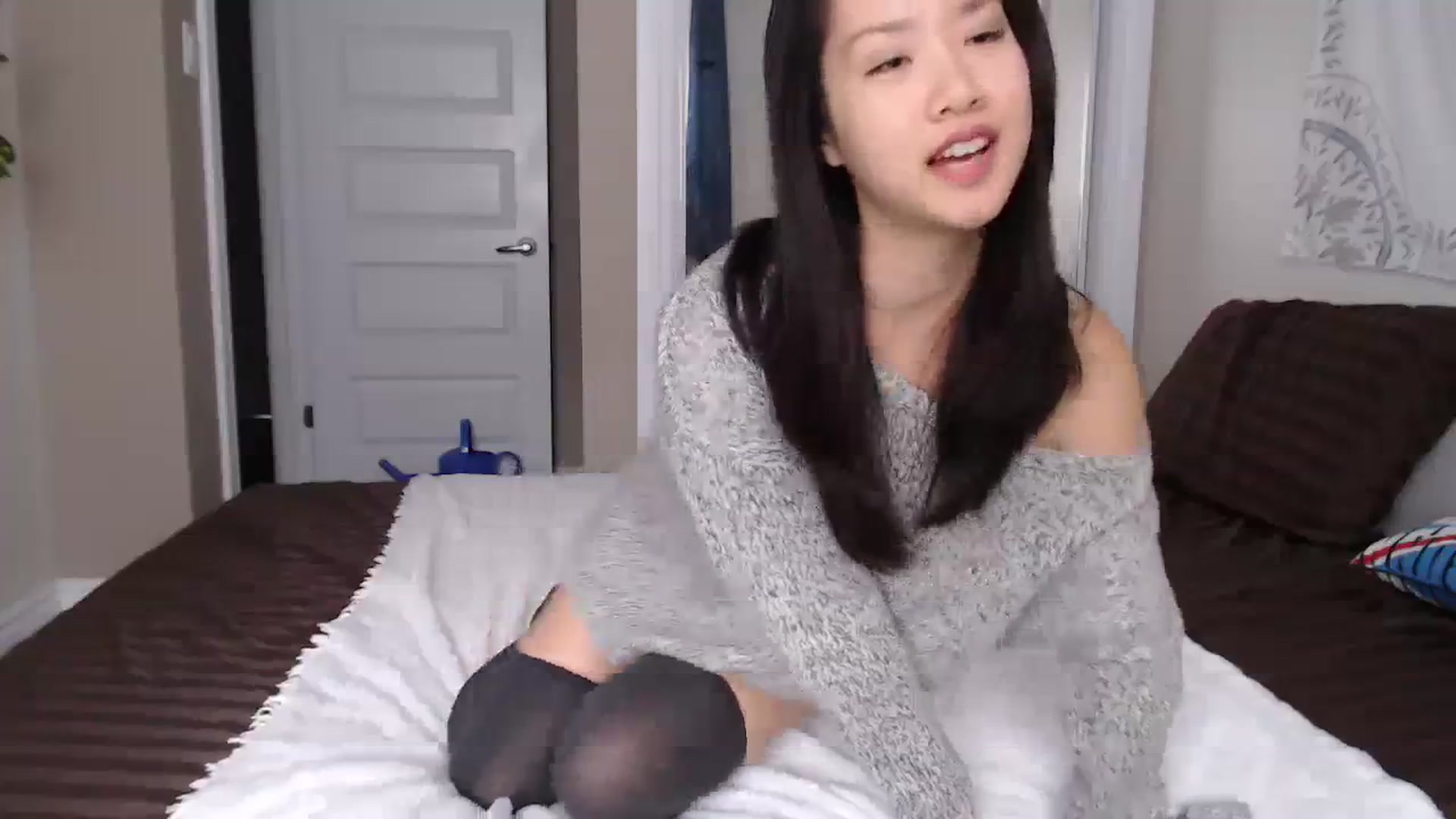 Gallery image thumbnail from MarissaPeach's myfreecams stream on, 10/15/2023, 19:28 image 8 of 20