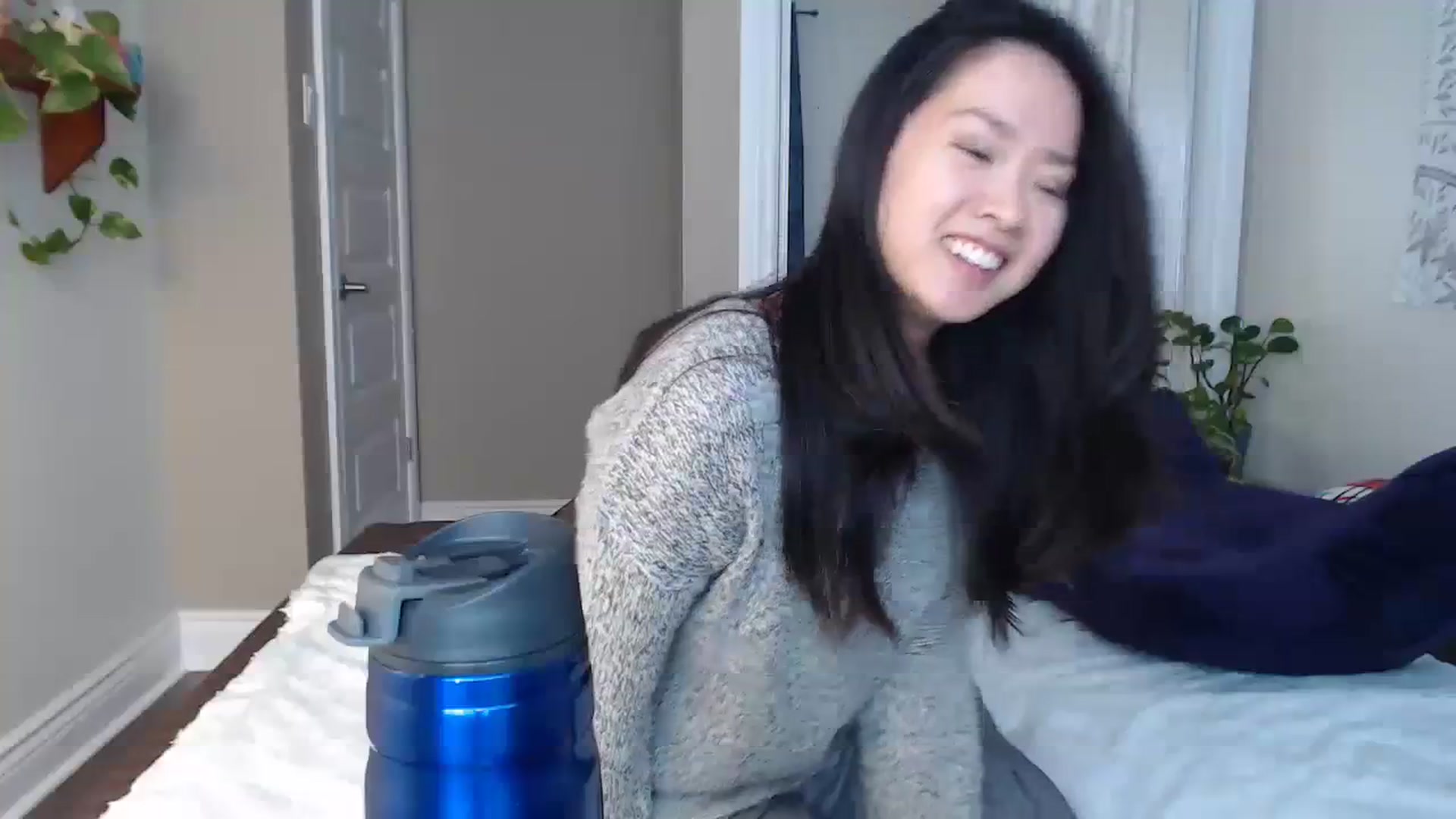 Gallery image thumbnail from MarissaPeach's myfreecams stream on, 11/11/2023, 15:55 image 11 of 20