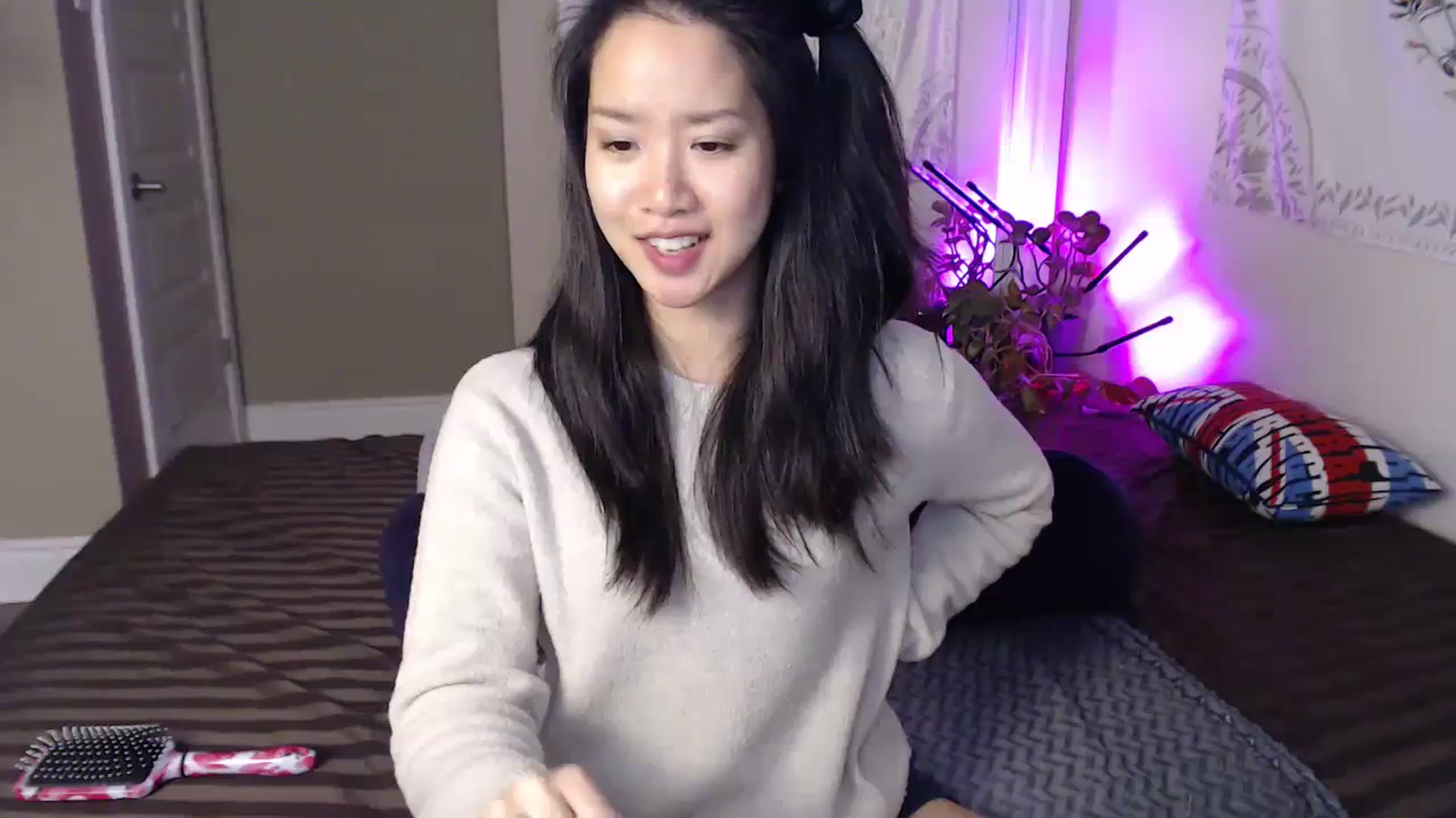 Gallery image thumbnail from MarissaPeach's myfreecams stream on, 11/18/2023, 02:40 image 8 of 20