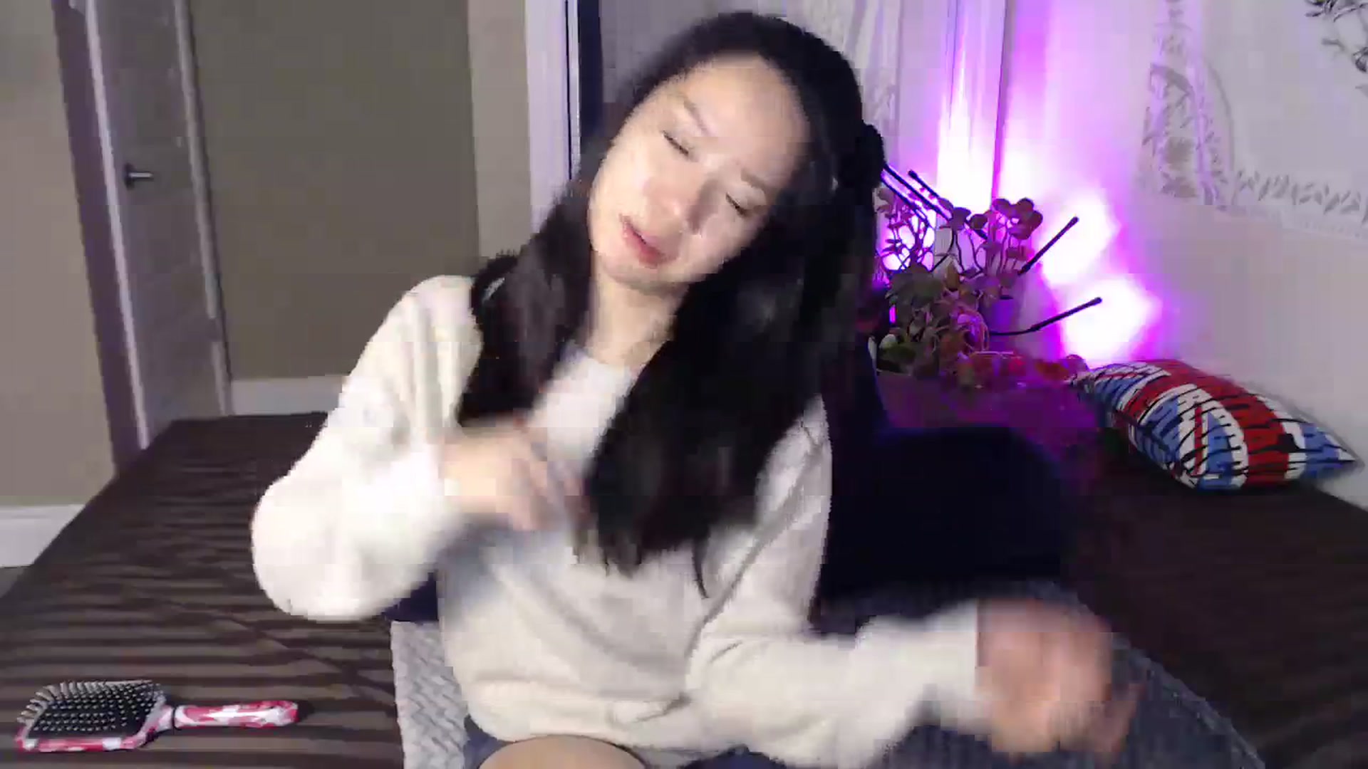 Gallery image thumbnail from MarissaPeach's myfreecams stream on, 11/18/2023, 02:40 image 4 of 20