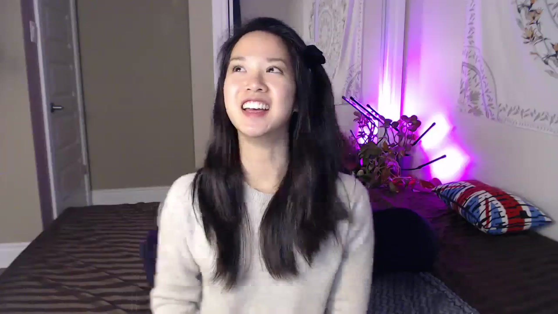 Gallery image thumbnail from MarissaPeach's myfreecams stream on, 11/18/2023, 02:40 image 15 of 20