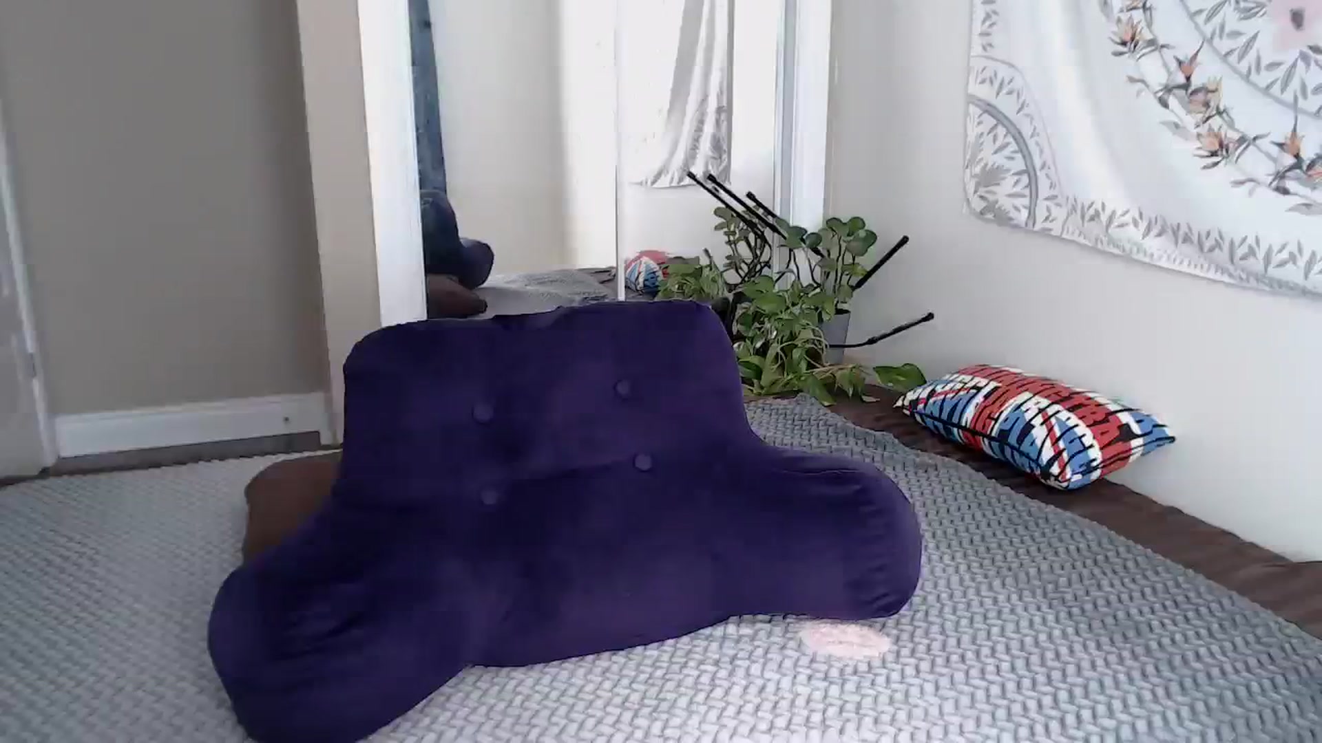 Gallery image thumbnail from MarissaPeach's myfreecams stream on, 11/18/2023, 16:30 image 12 of 20