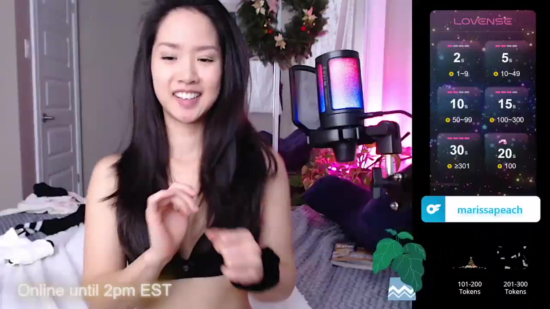 Gallery image thumbnail from MarissaPeach's myfreecams stream on, 12/10/2023, 18:32 image 15 of 20