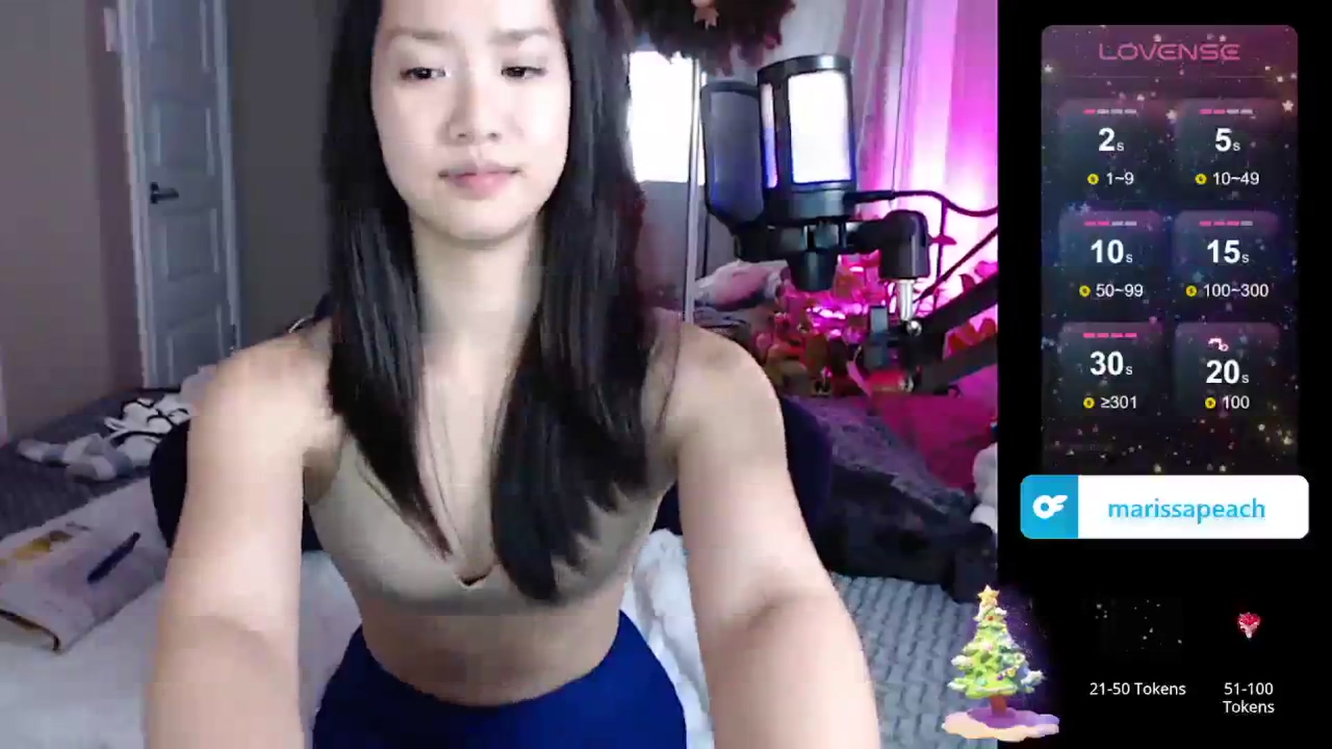 Gallery image thumbnail from MarissaPeach's myfreecams stream on, 12/12/2023, 24:33 image 14 of 20