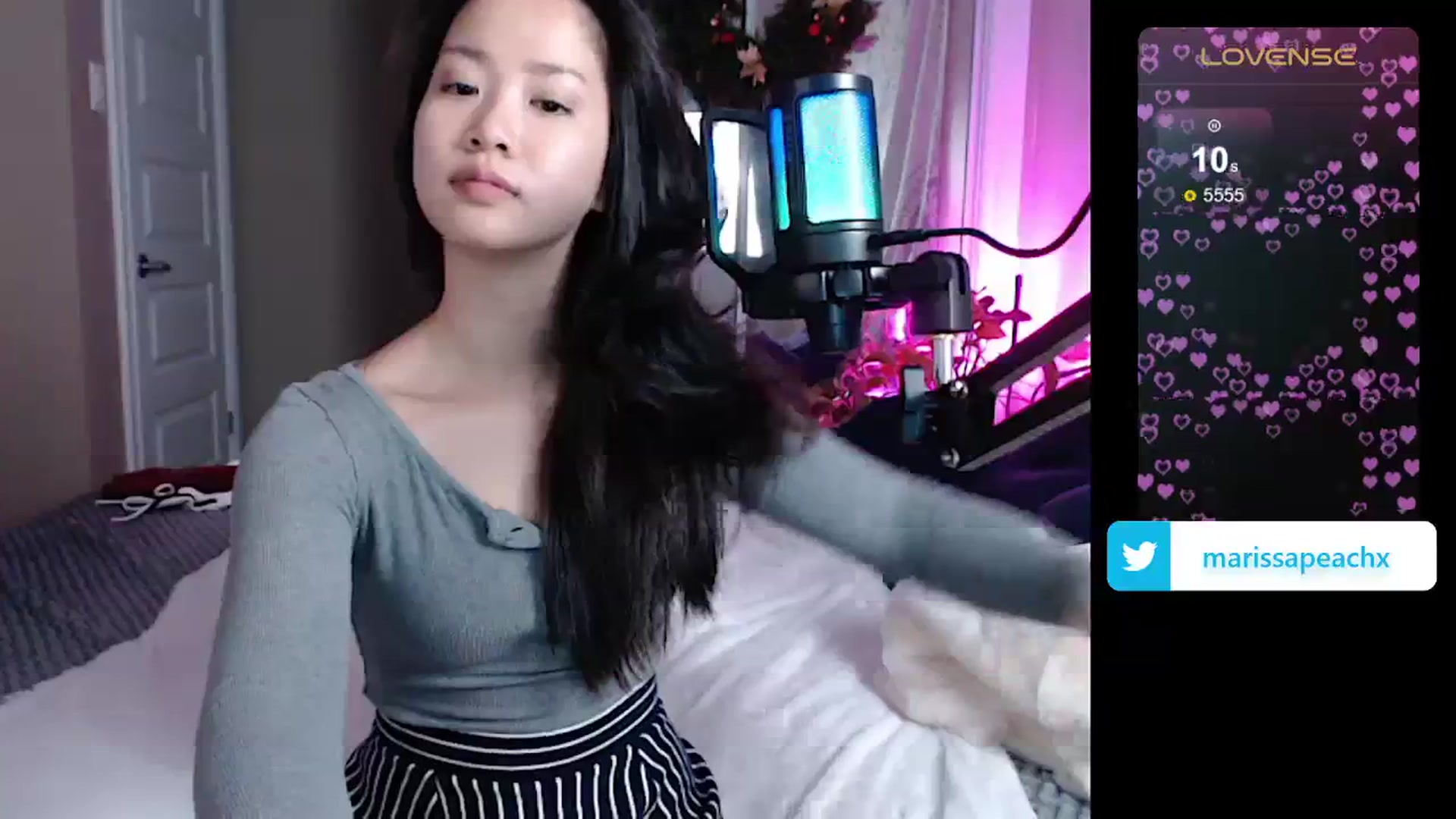 Gallery image thumbnail from MarissaPeach's myfreecams stream on, 12/13/2023, 22:55 image 6 of 20