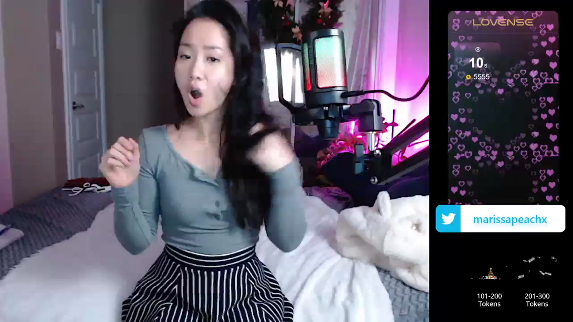 Gallery image thumbnail from MarissaPeach's myfreecams stream on, 12/13/2023, 22:55 image 7 of 20