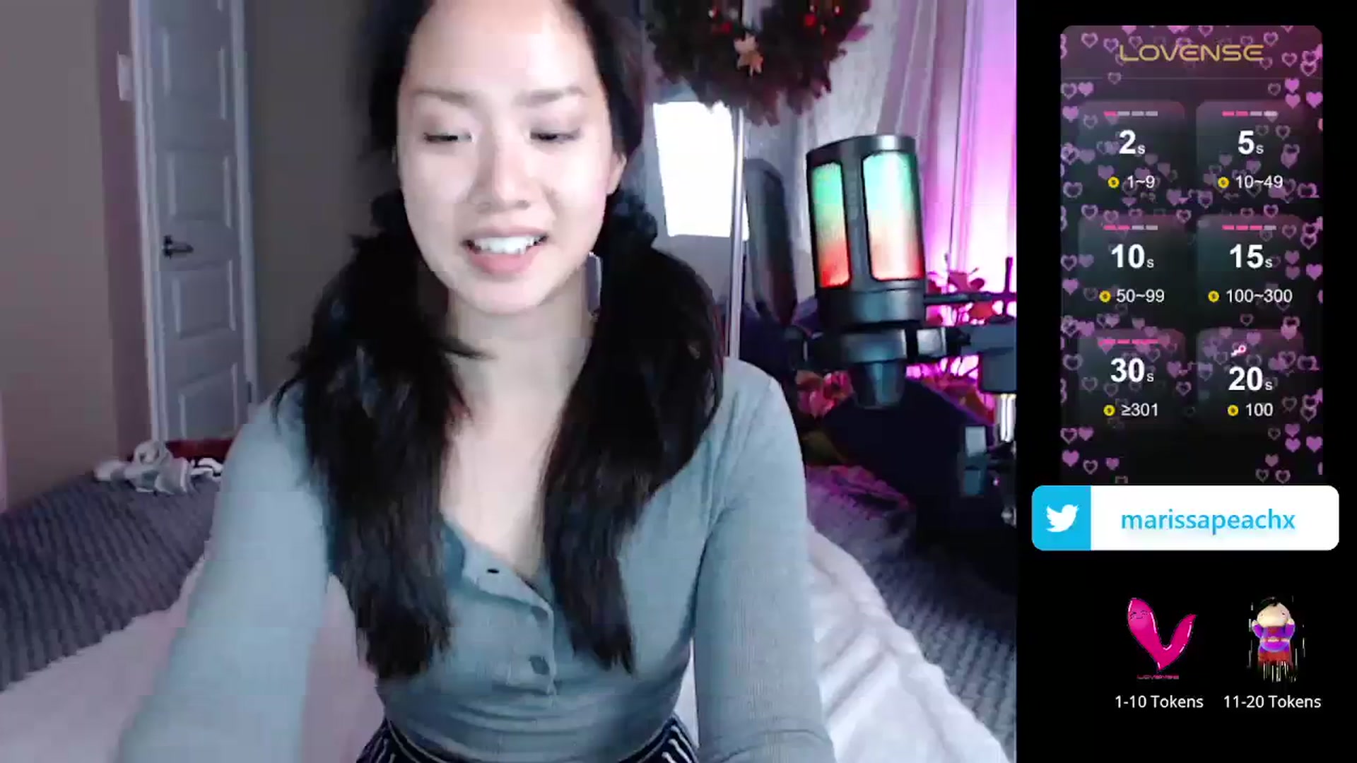 Gallery image thumbnail from MarissaPeach's myfreecams stream on, 12/13/2023, 22:55 image 16 of 20