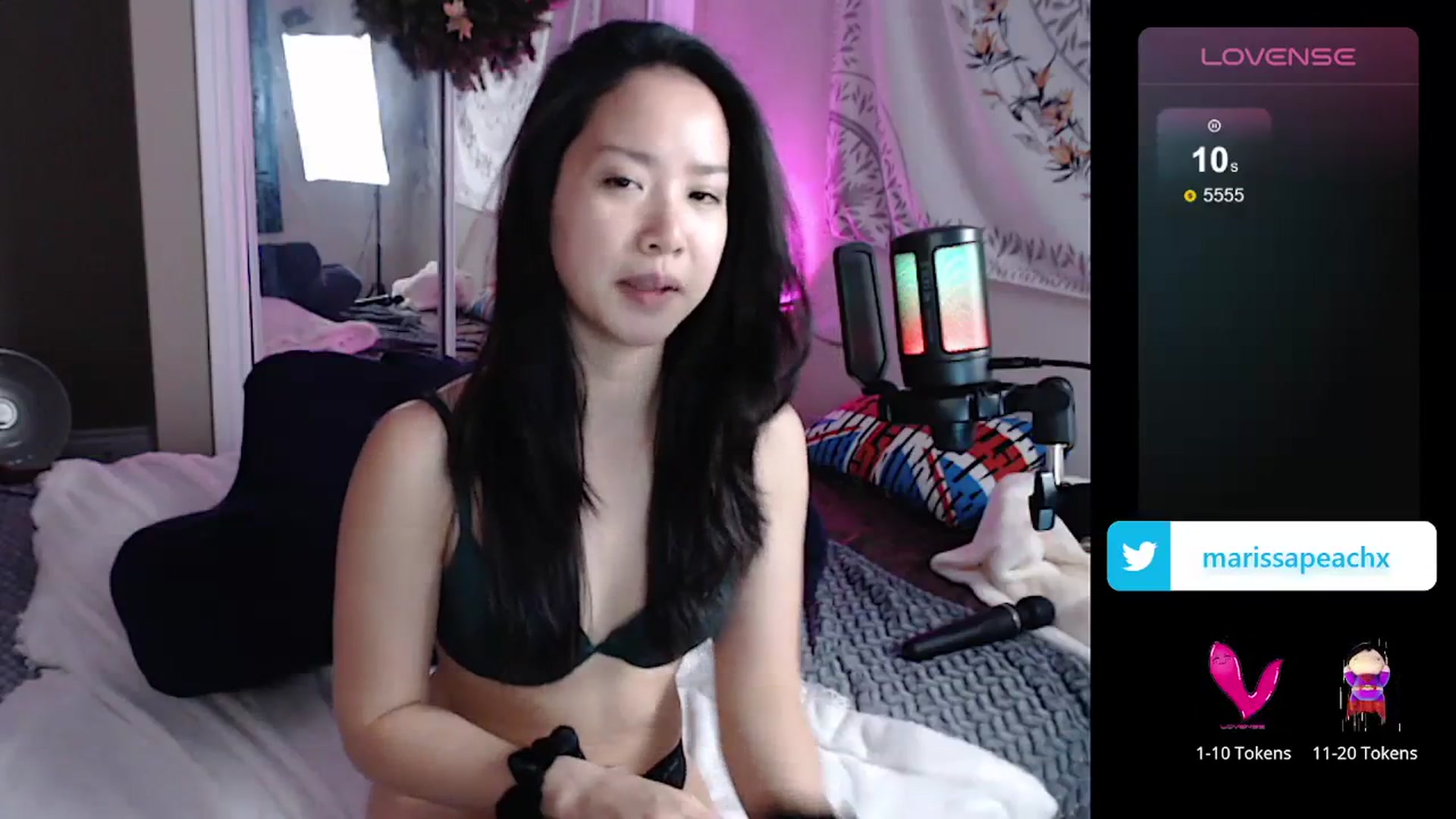 Gallery image thumbnail from MarissaPeach's myfreecams stream on, 12/14/2023, 24:38 image 16 of 20