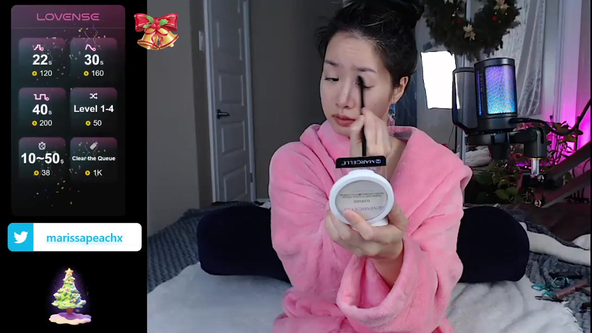Gallery image thumbnail from MarissaPeach's myfreecams stream on, 12/23/2023, 16:13 image 1 of 20