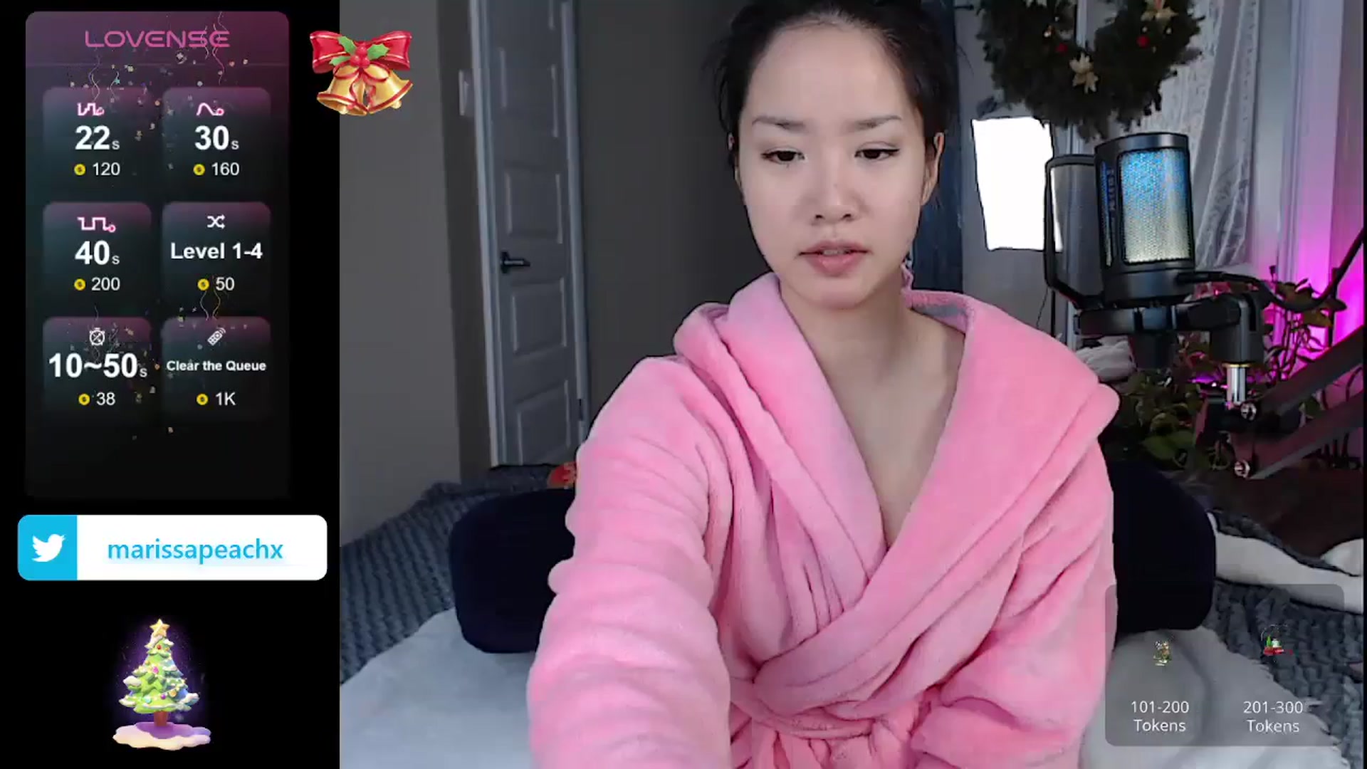 Gallery image thumbnail from MarissaPeach's myfreecams stream on, 12/23/2023, 16:13 image 10 of 20
