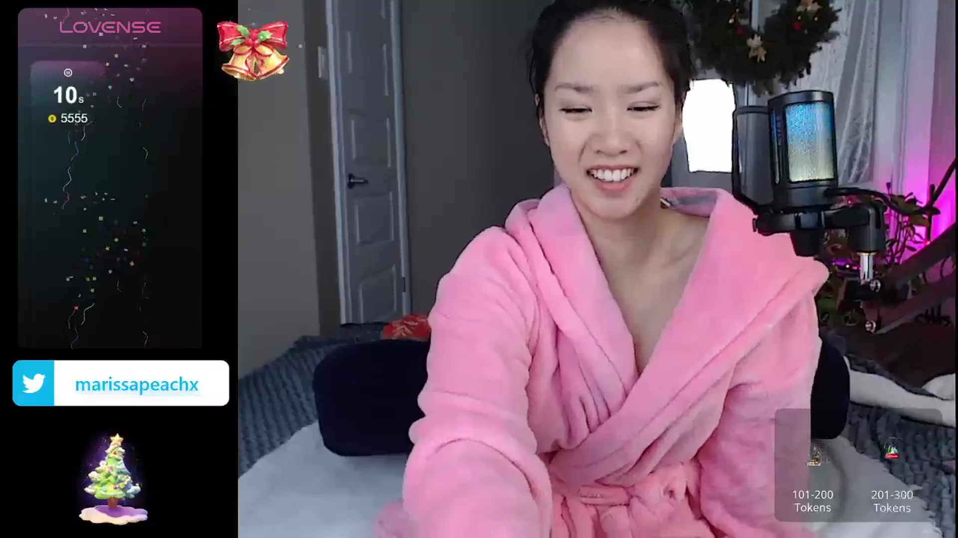 Gallery image thumbnail from MarissaPeach's myfreecams stream on, 12/23/2023, 16:13 image 15 of 20