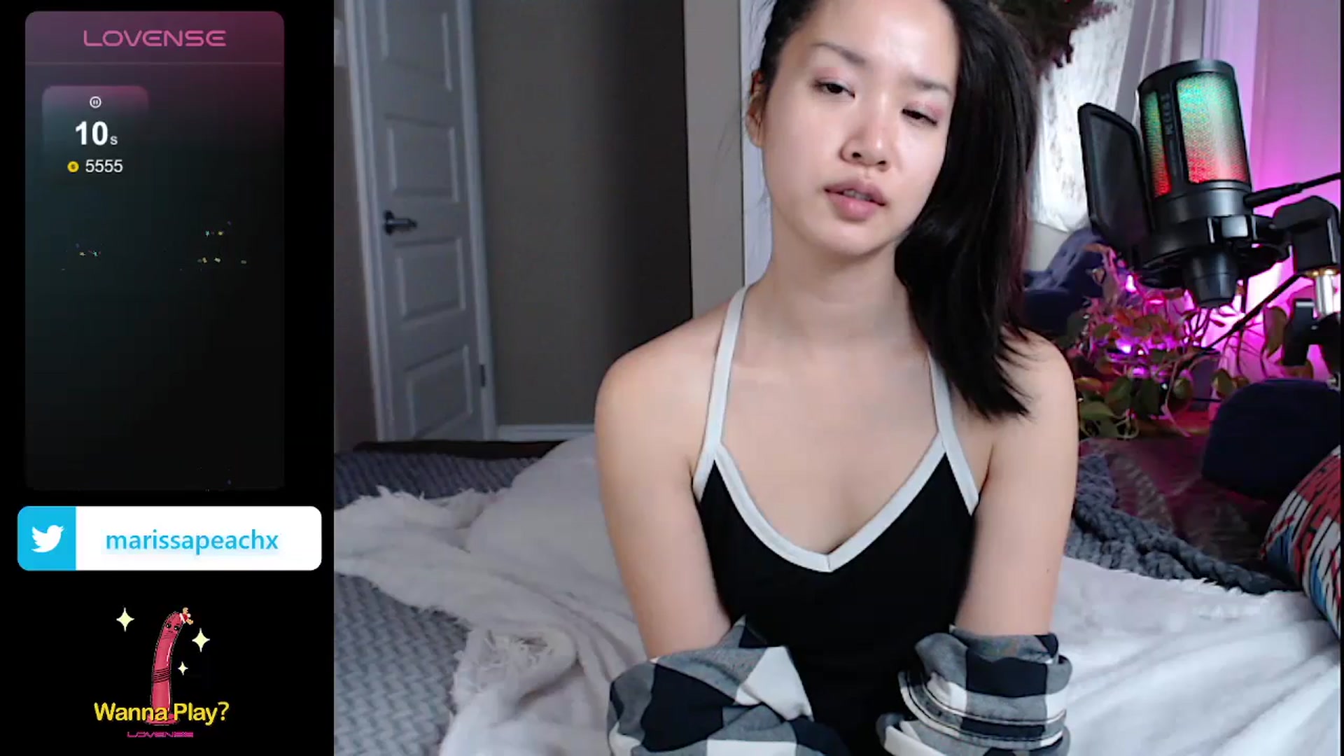 Gallery image thumbnail from MarissaPeach's myfreecams stream on, 01/02/2024, 22:29 image 7 of 20