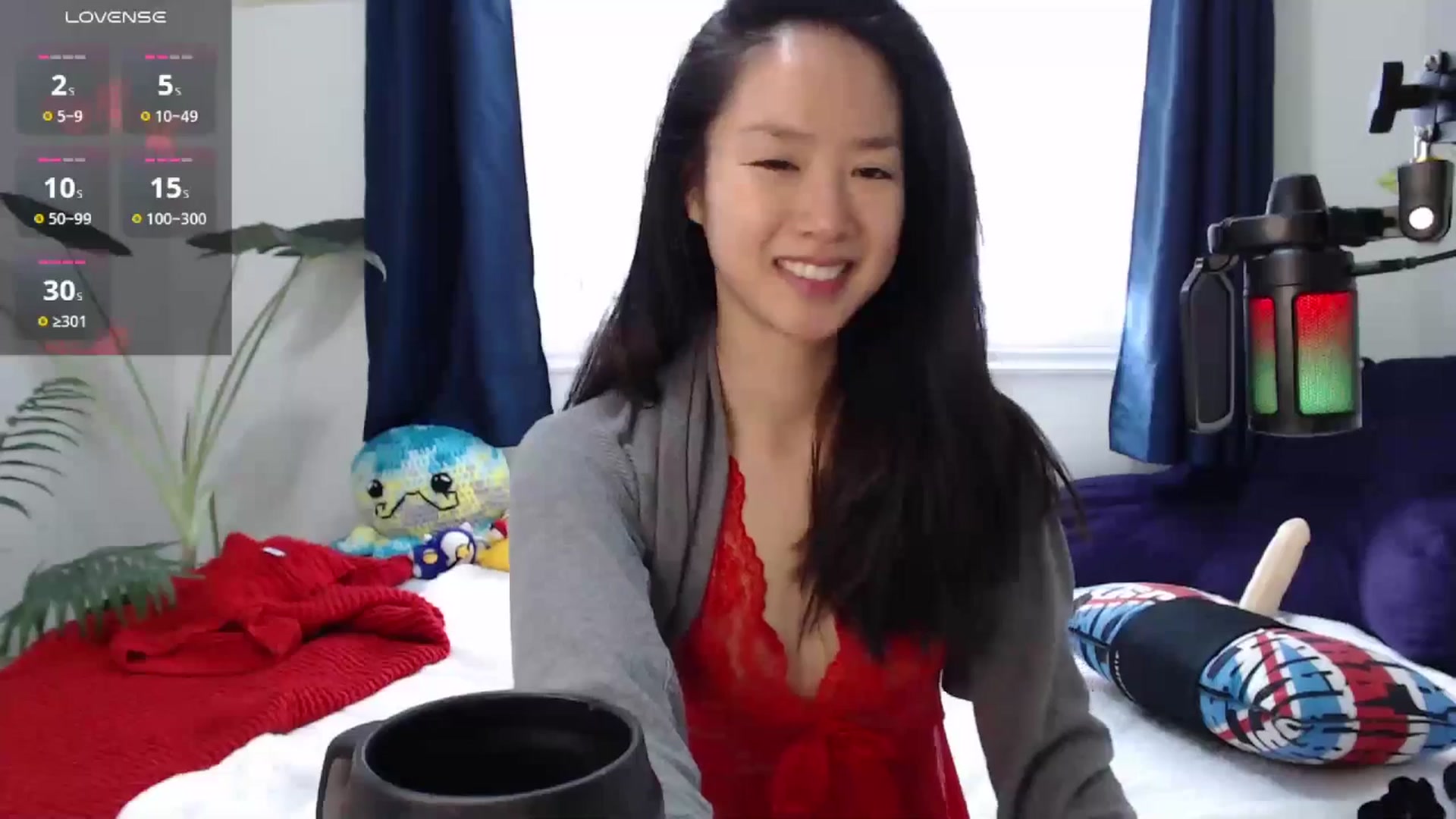 Gallery image thumbnail from MarissaPeach's myfreecams stream on, 11/10/2024, 16:01 image 13 of 20
