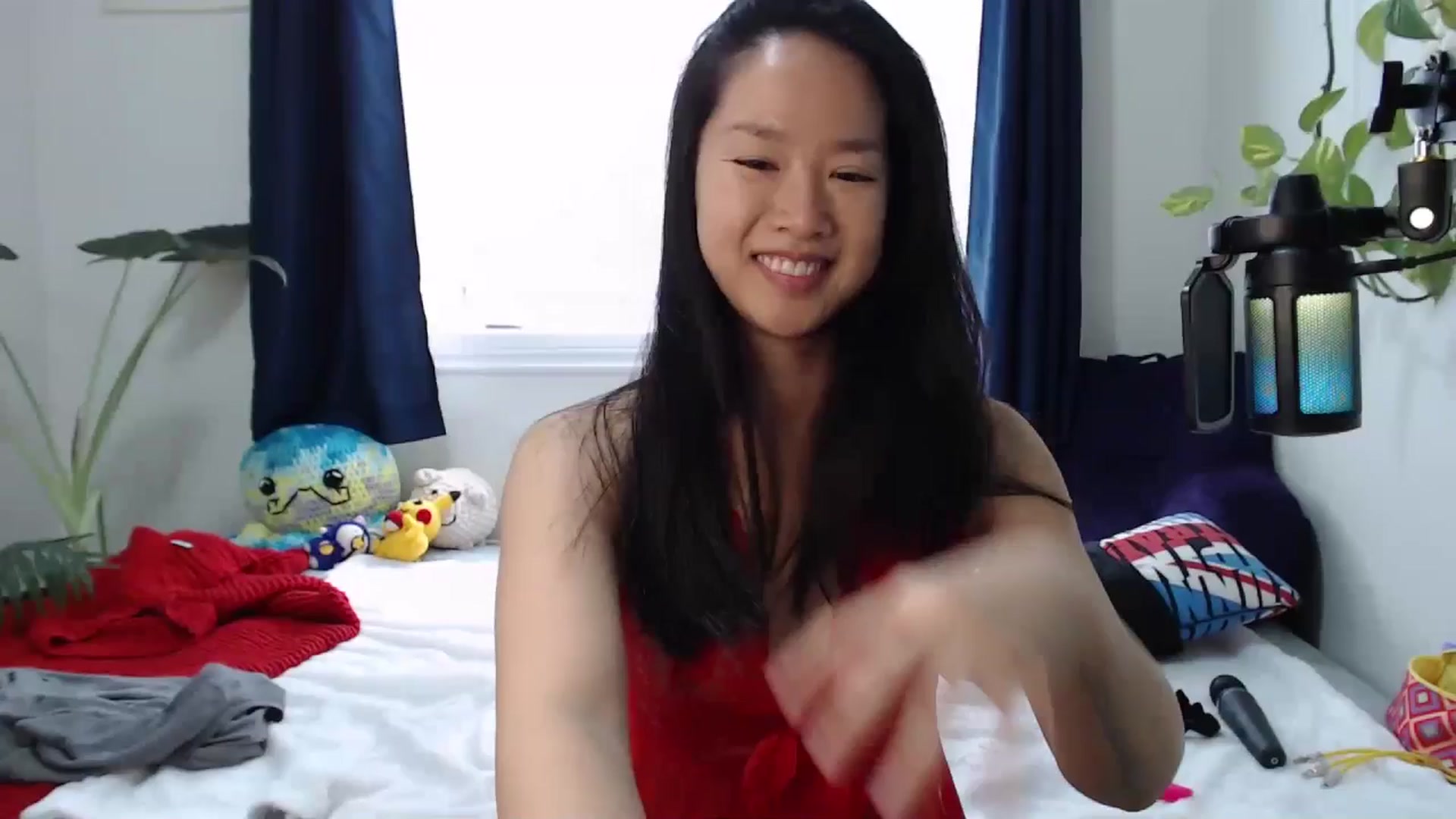 Gallery image thumbnail from MarissaPeach's myfreecams stream on, 11/10/2024, 16:19 image 1 of 20