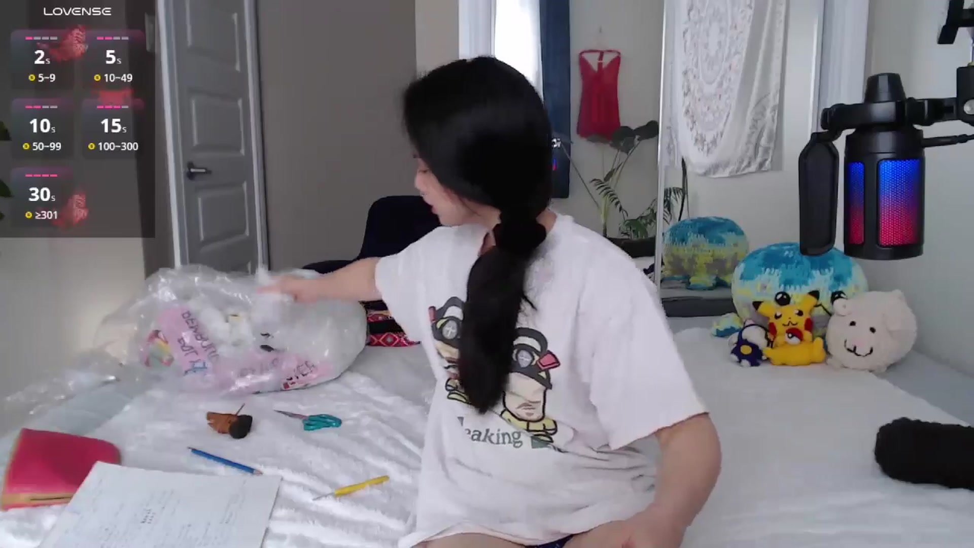 Gallery image thumbnail from MarissaPeach's myfreecams stream on, 11/17/2024, 16:02 image 6 of 20