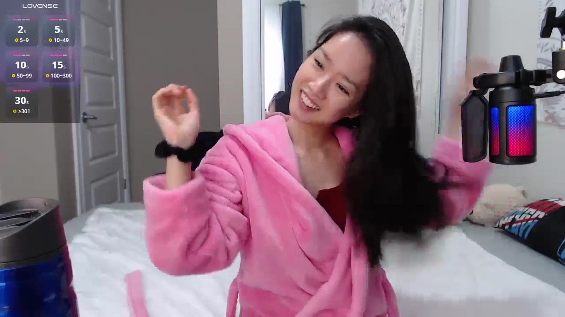 Gallery image thumbnail from MarissaPeach's myfreecams stream on, 11/30/2024, 15:32 image 10 of 20