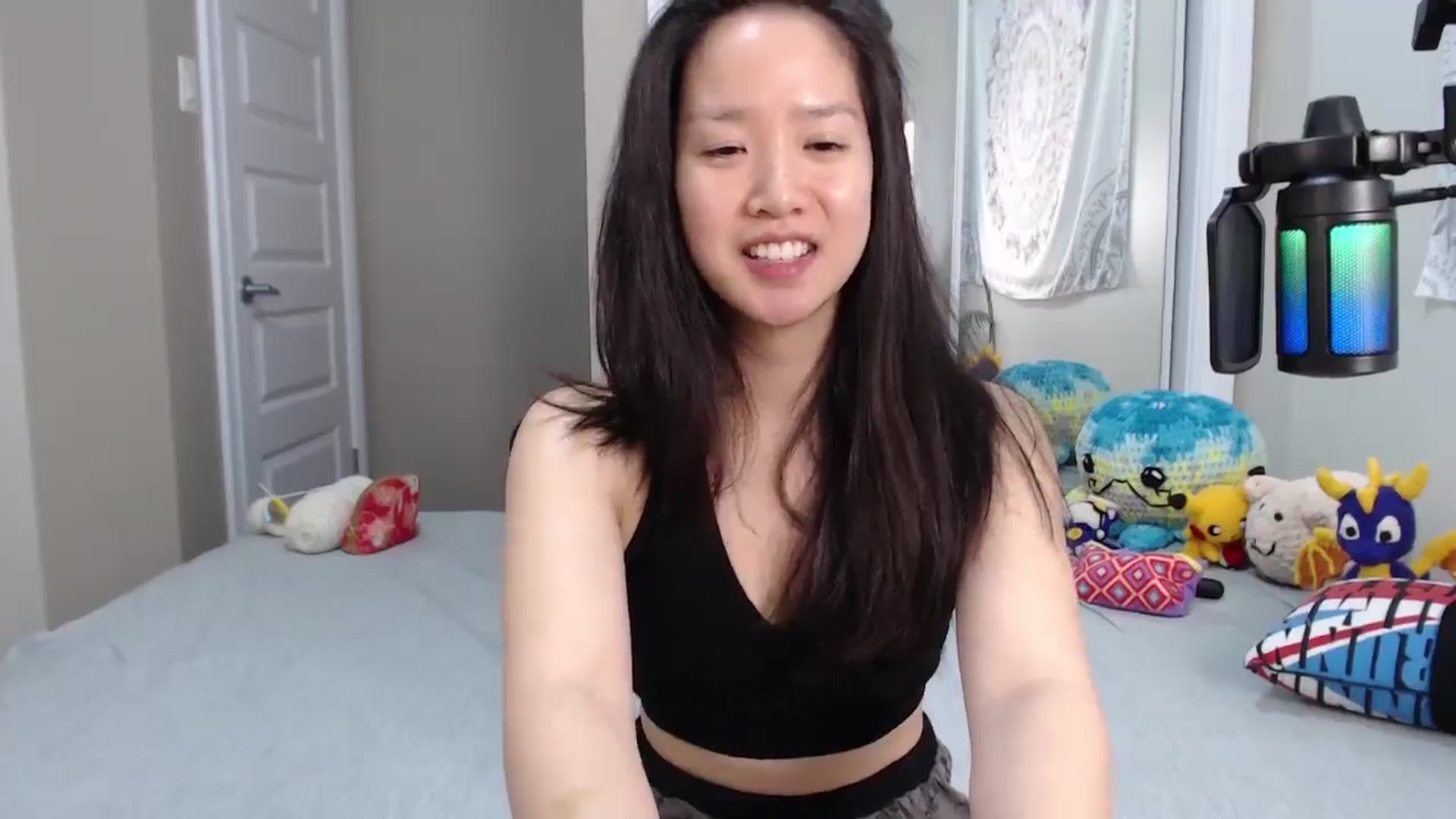 Gallery image thumbnail from MarissaPeach's myfreecams stream on, 12/10/2024, 01:53 image 9 of 20