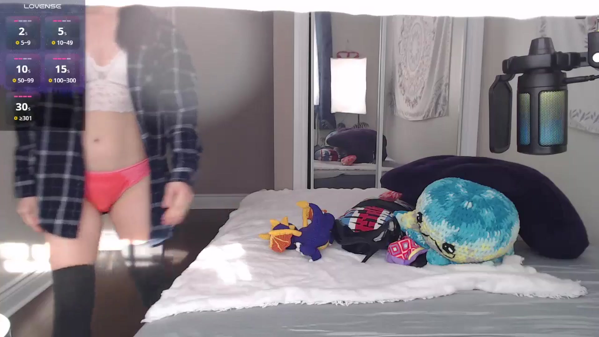 Gallery image thumbnail from MarissaPeach's myfreecams stream on, 12/15/2024, 15:49 image 8 of 20