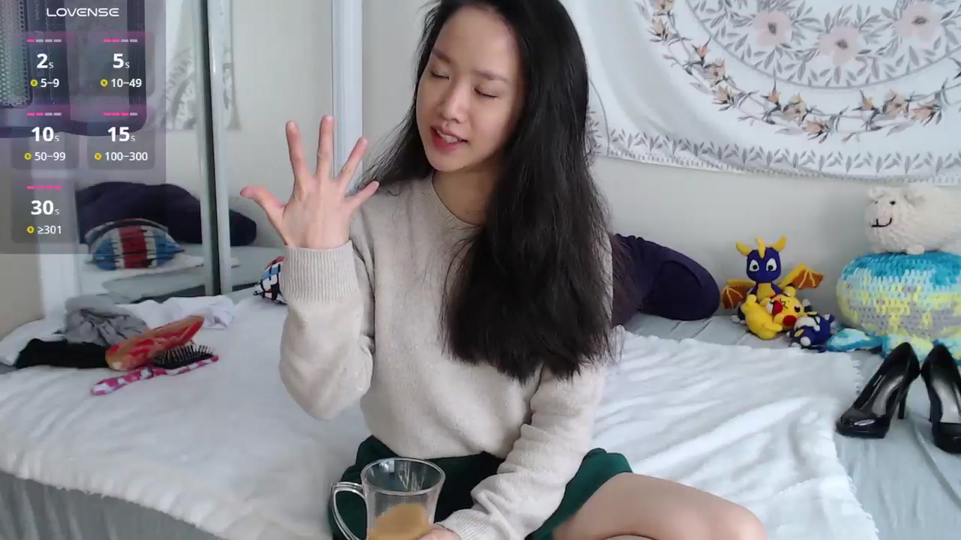 Gallery image thumbnail from MarissaPeach's myfreecams stream on, 12/21/2024, 14:34 image 12 of 20