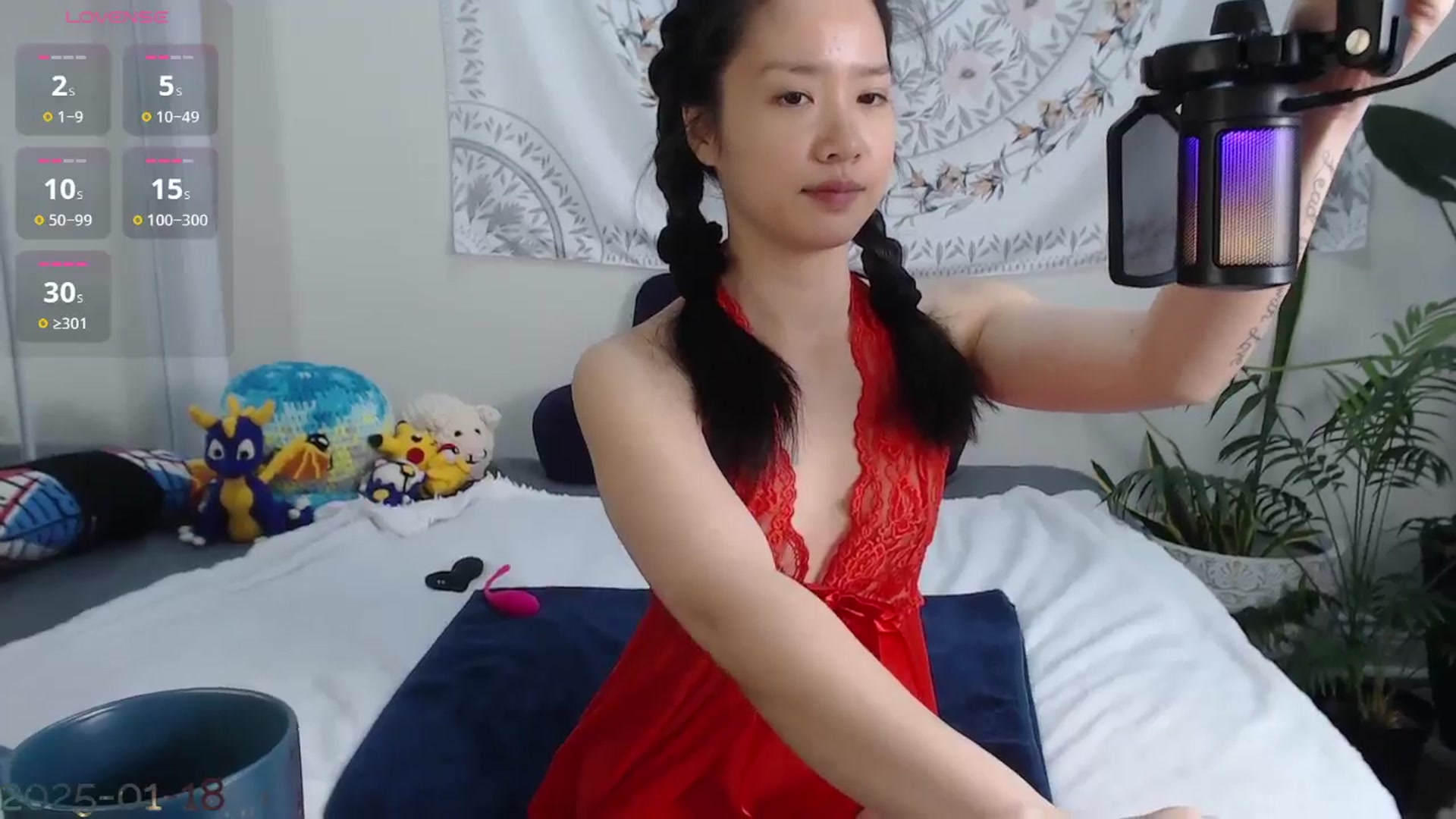 Gallery image thumbnail from MarissaPeach's myfreecams stream on, 01/18/2025, 20:08 image 17 of 20