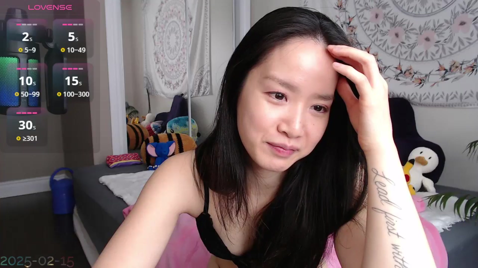 Gallery image thumbnail from MarissaPeach's myfreecams stream on, 02/15/2025, 15:35 image 12 of 20