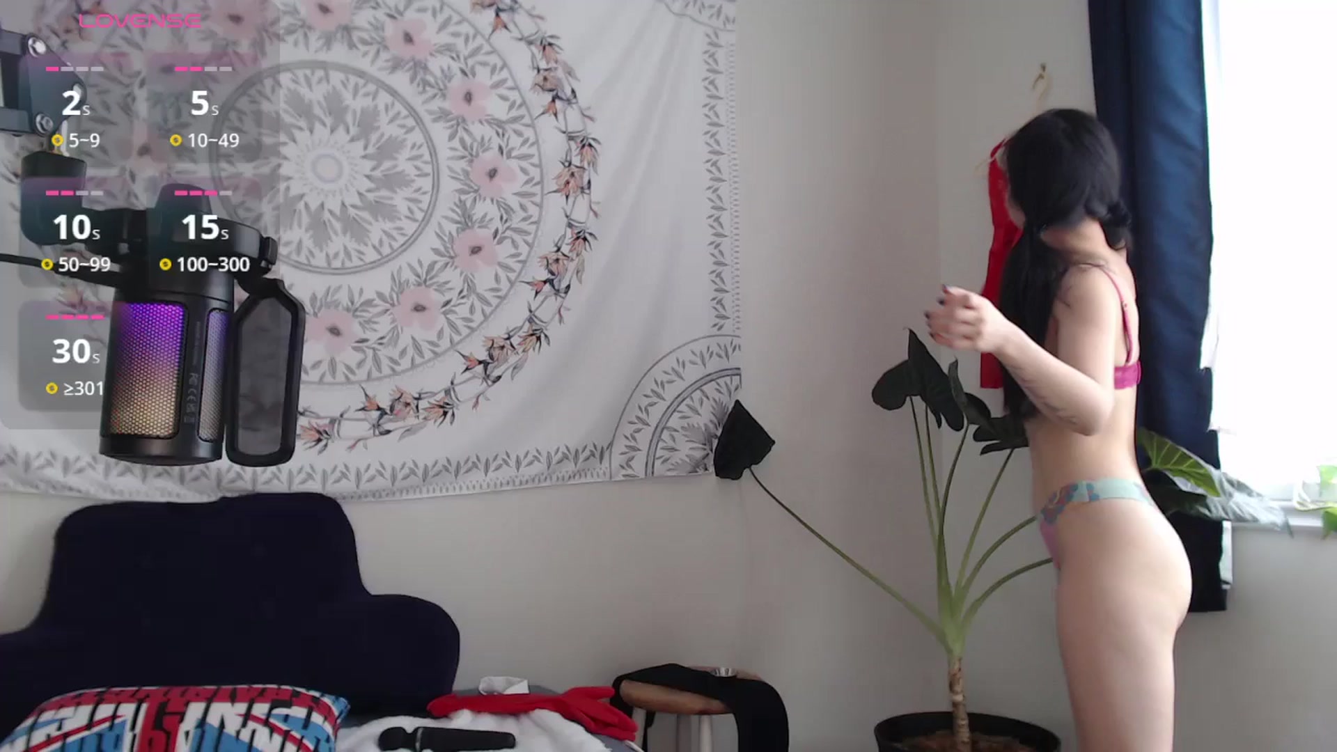 Gallery image thumbnail from MarissaPeach's myfreecams stream on, 04/12/2025, 14:53 image 3 of 20