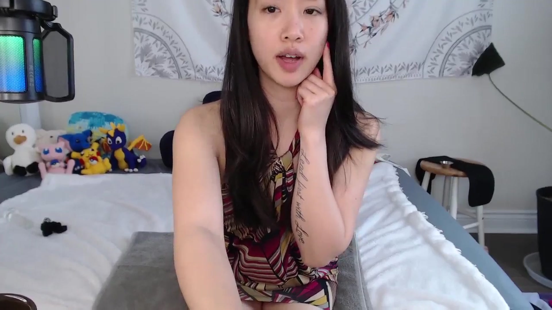 Gallery image thumbnail from MarissaPeach's myfreecams stream on, 04/18/2025, 16:28 image 3 of 20