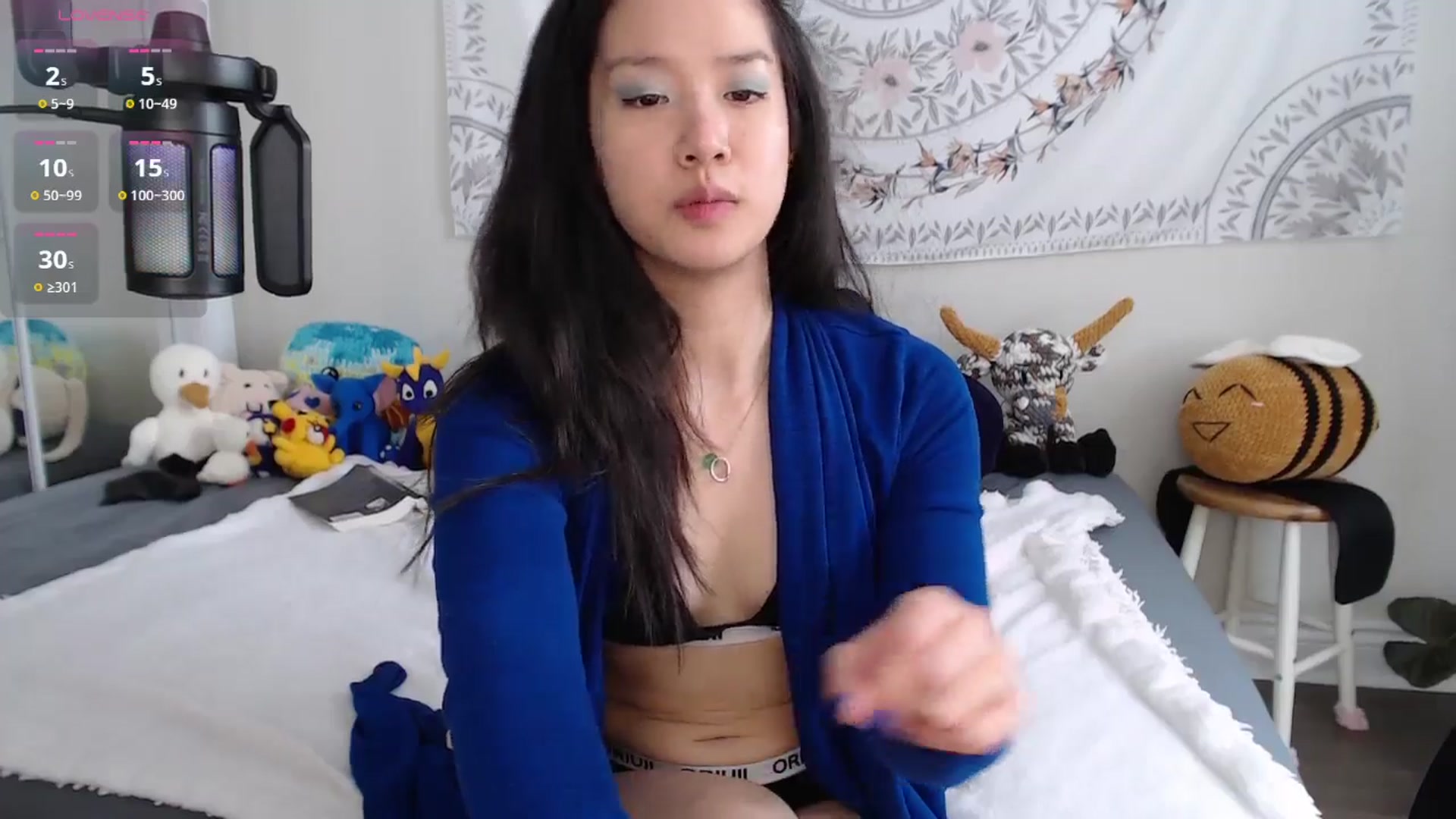 Gallery image thumbnail from MarissaPeach's myfreecams stream on, 05/03/2025, 14:32 image 18 of 20
