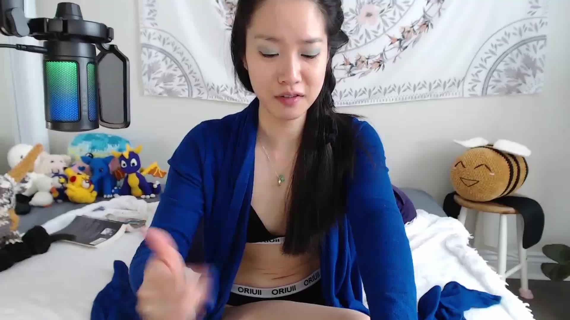 Gallery image thumbnail from MarissaPeach's myfreecams stream on, 05/03/2025, 17:06 image 11 of 20