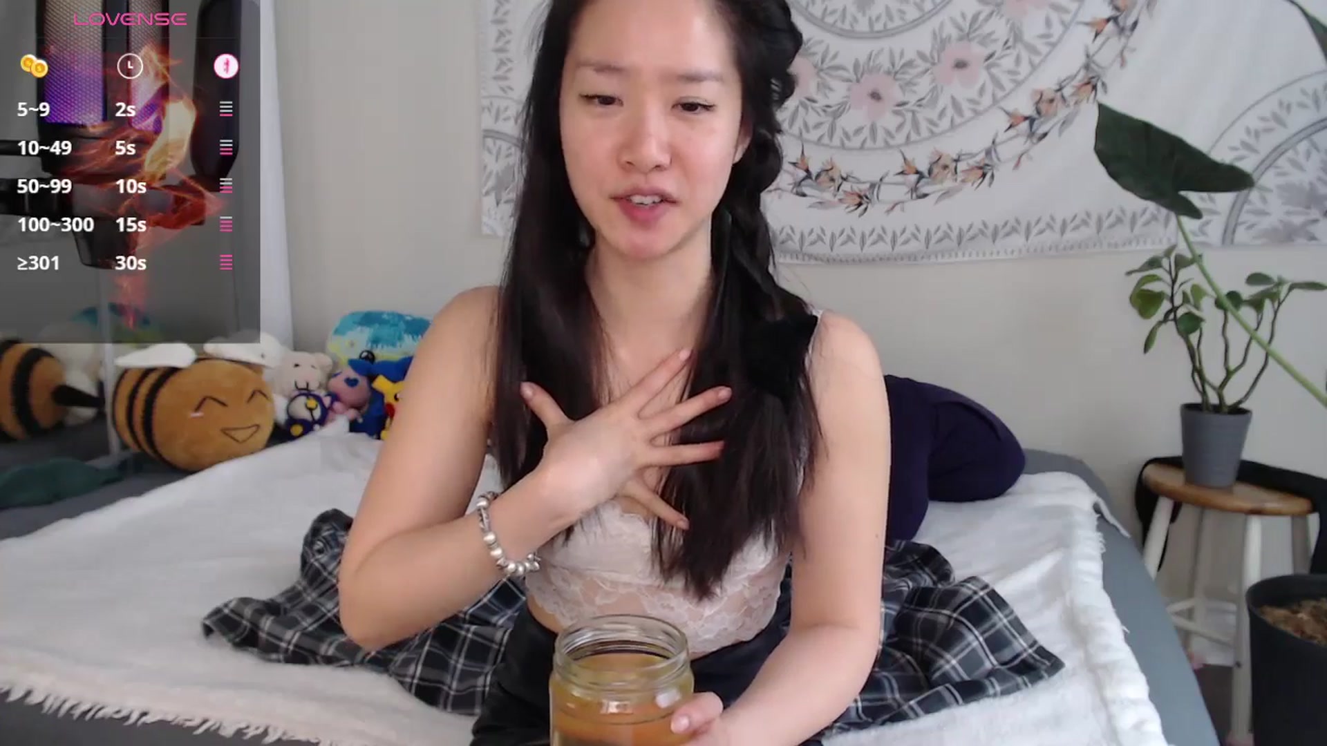 Gallery image thumbnail from MarissaPeach's myfreecams stream on, 05/24/2025, 14:20 image 9 of 20