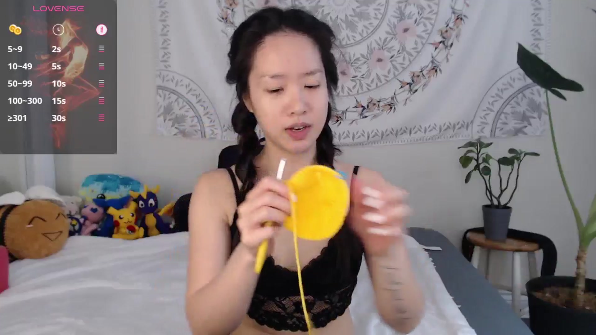Gallery image thumbnail from MarissaPeach's myfreecams stream on, 05/31/2025, 15:46 image 12 of 20