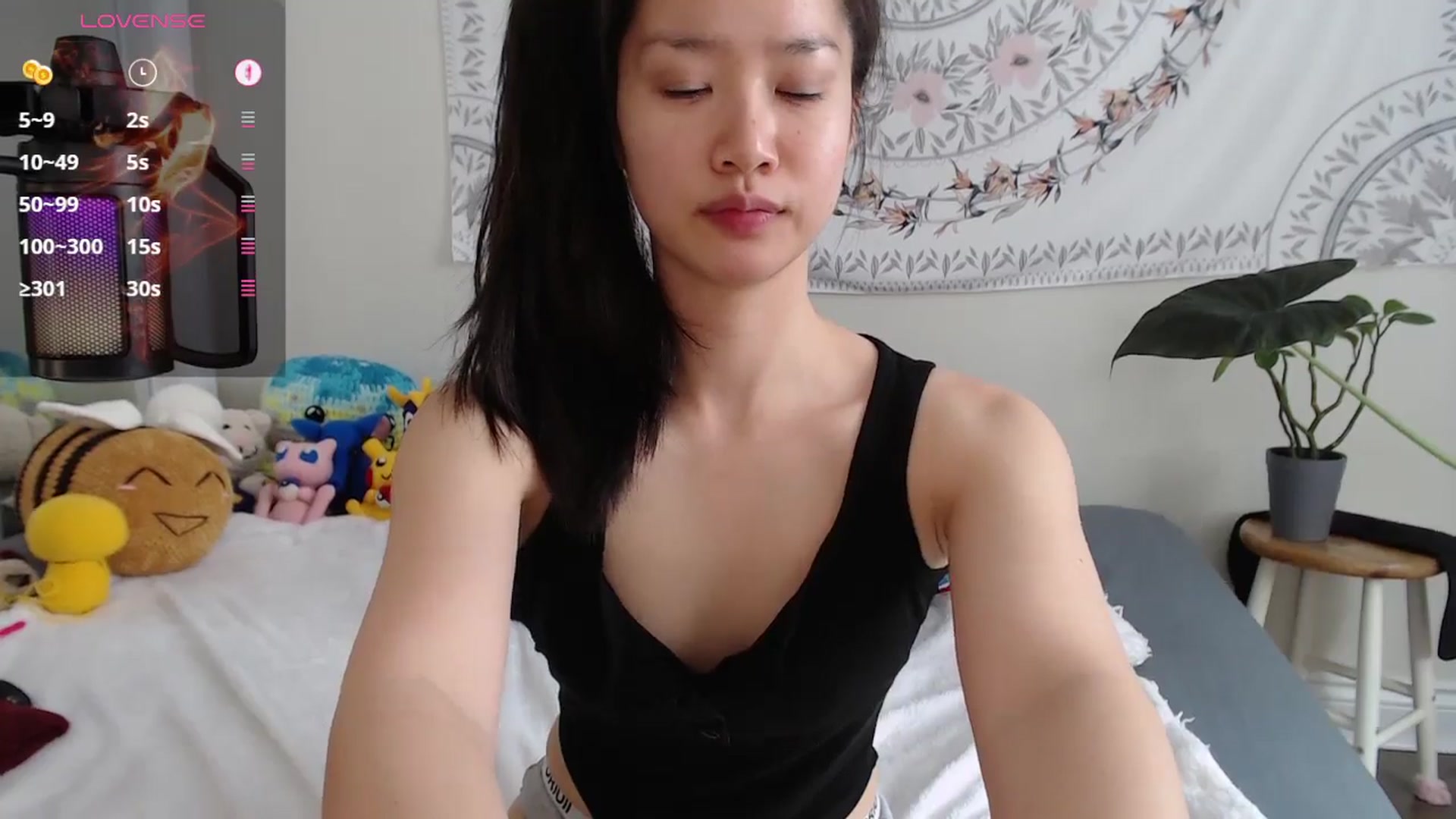 Gallery image thumbnail from MarissaPeach's myfreecams stream on, 06/10/2025, 18:53 image 7 of 20