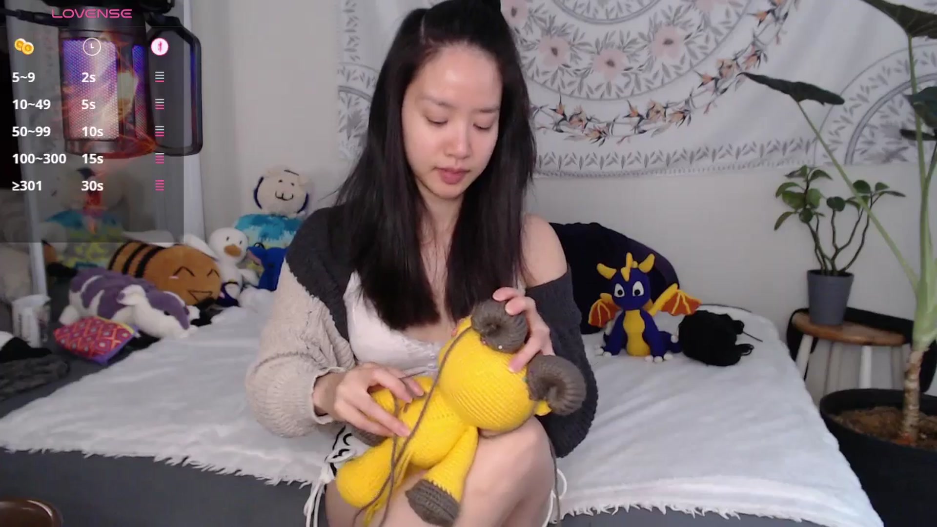 Gallery image thumbnail from MarissaPeach's myfreecams stream on, 06/28/2025, 14:25 image 2 of 20