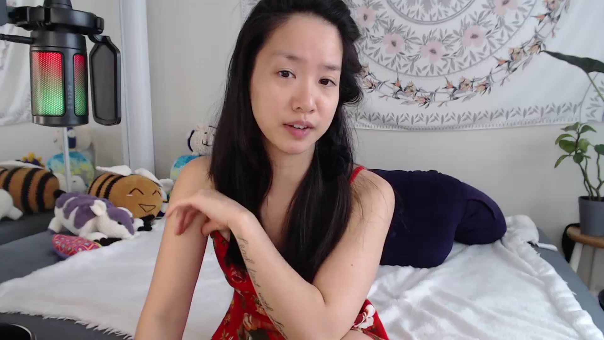 Gallery image thumbnail from MarissaPeach's myfreecams stream on, 06/29/2025, 14:52 image 15 of 20