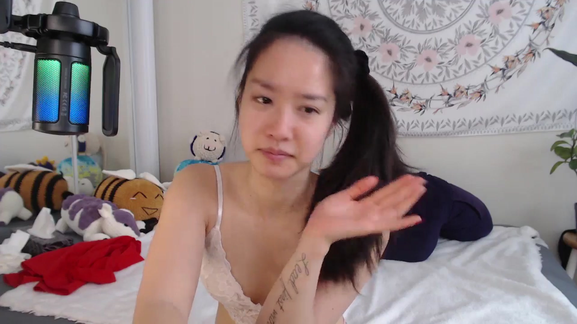 Gallery image thumbnail from MarissaPeach's myfreecams stream on, 07/01/2025, 15:35 image 8 of 20