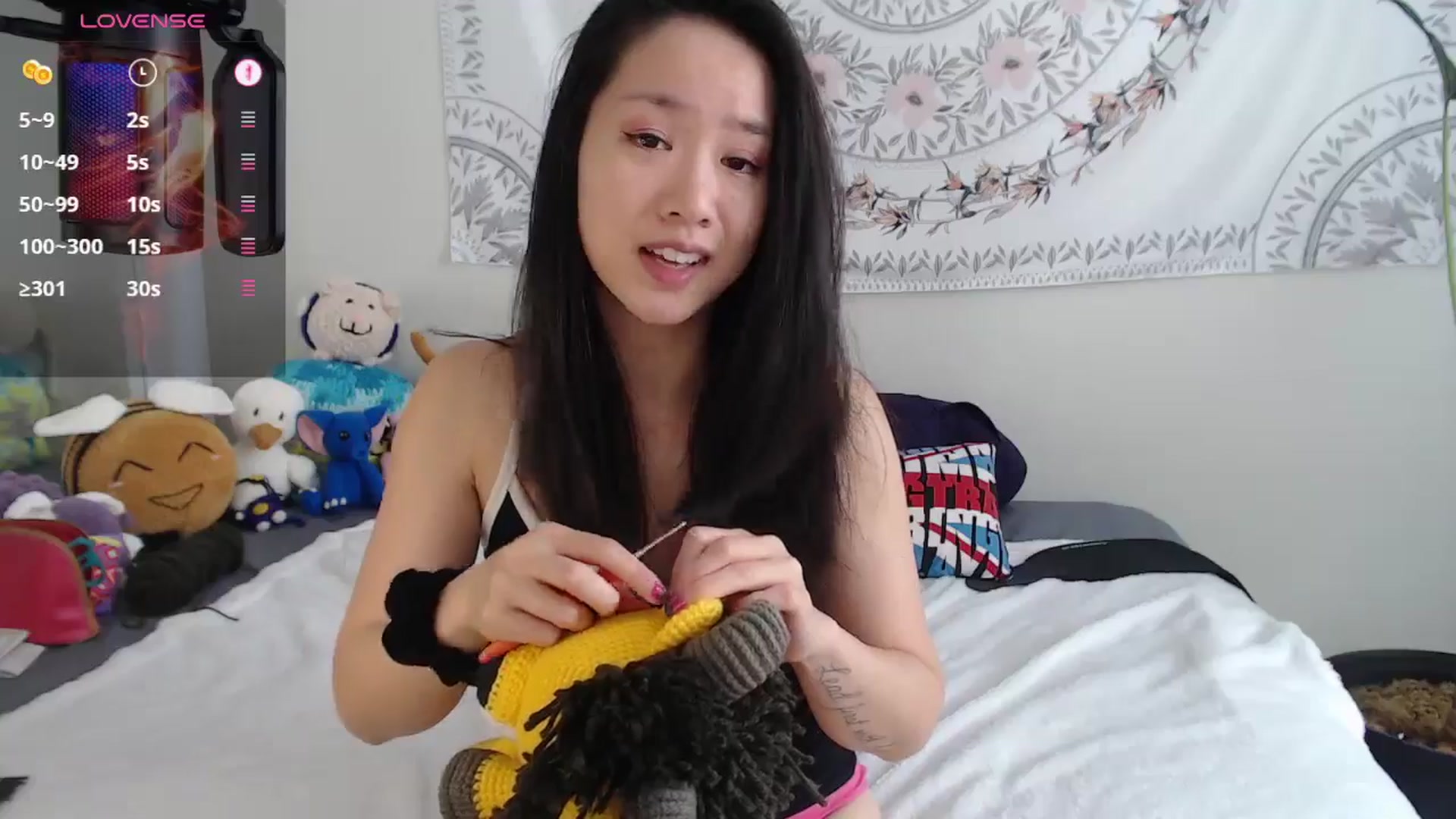 Gallery image thumbnail from MarissaPeach's myfreecams stream on, 07/13/2025, 16:50 image 10 of 20