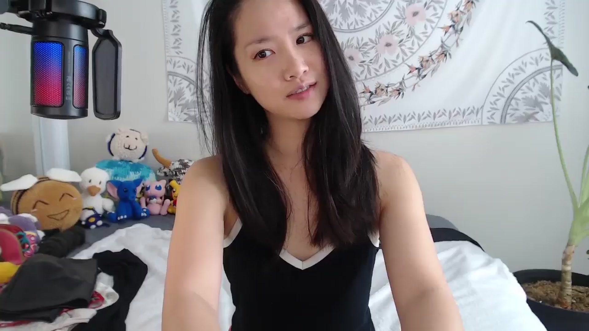 Gallery image thumbnail from MarissaPeach's myfreecams stream on, 07/13/2025, 17:06 image 13 of 20