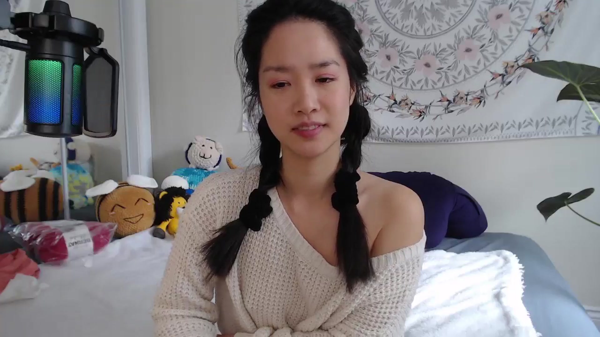 Gallery image thumbnail from MarissaPeach's myfreecams stream on, 07/20/2025, 16:54 image 14 of 20