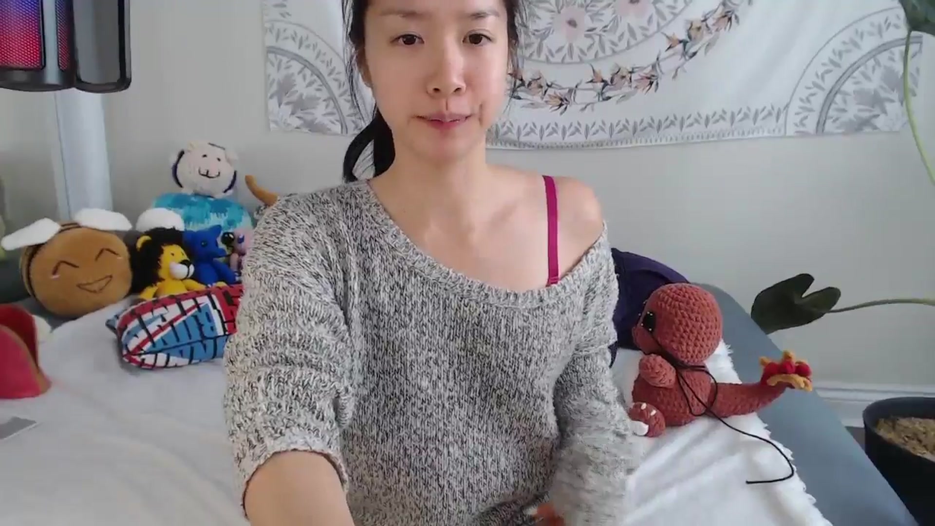Gallery image thumbnail from MarissaPeach's myfreecams stream on, 07/26/2025, 16:33 image 2 of 20