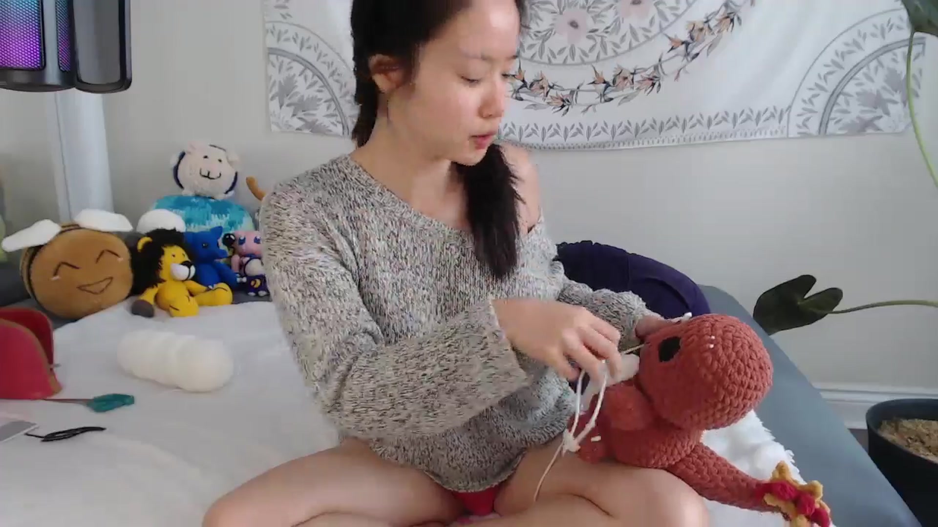 Gallery image thumbnail from MarissaPeach's myfreecams stream on, 07/26/2025, 17:14 image 14 of 20