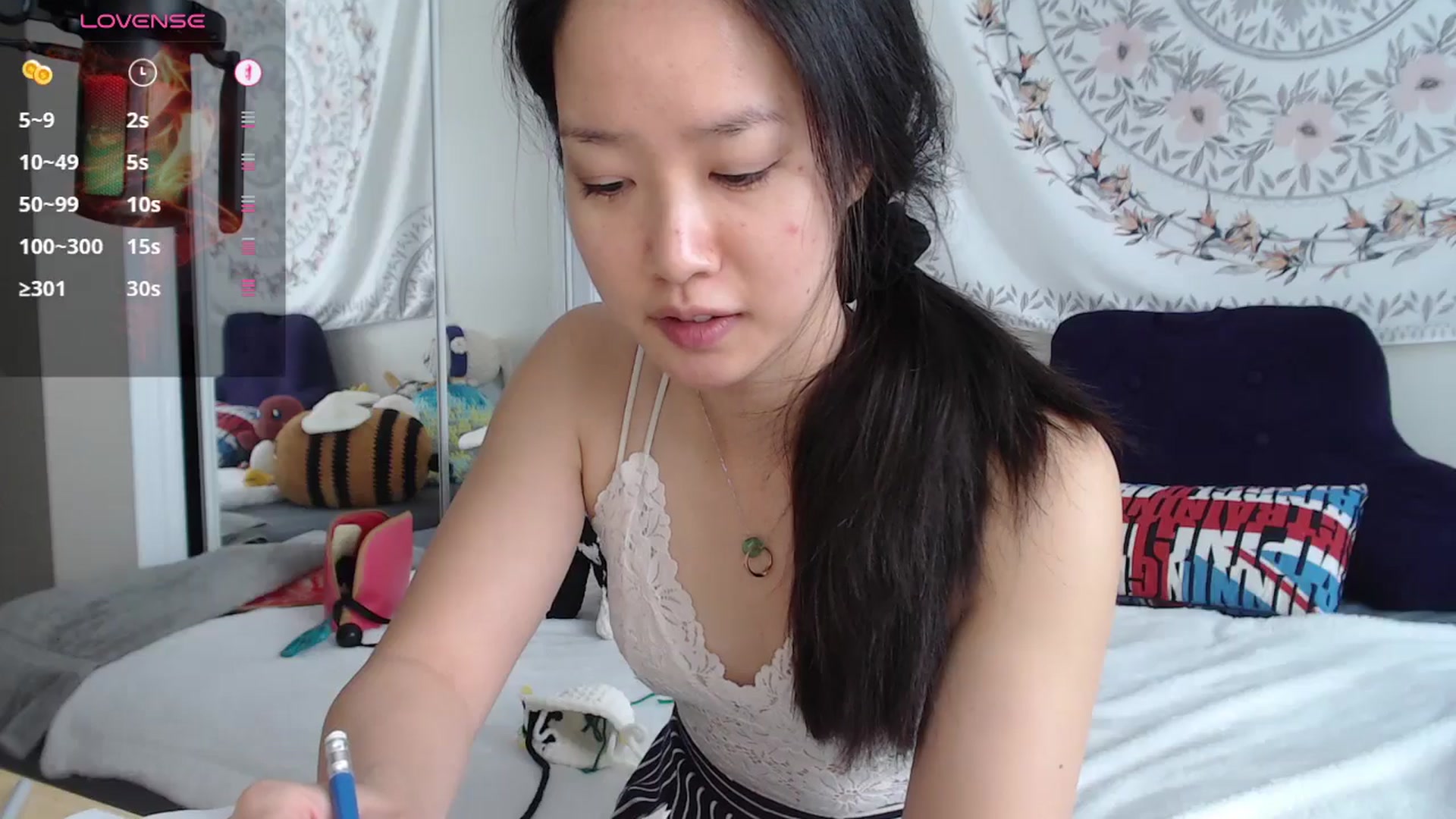 Gallery image thumbnail from MarissaPeach's myfreecams stream on, 08/03/2025, 16:34 image 17 of 20