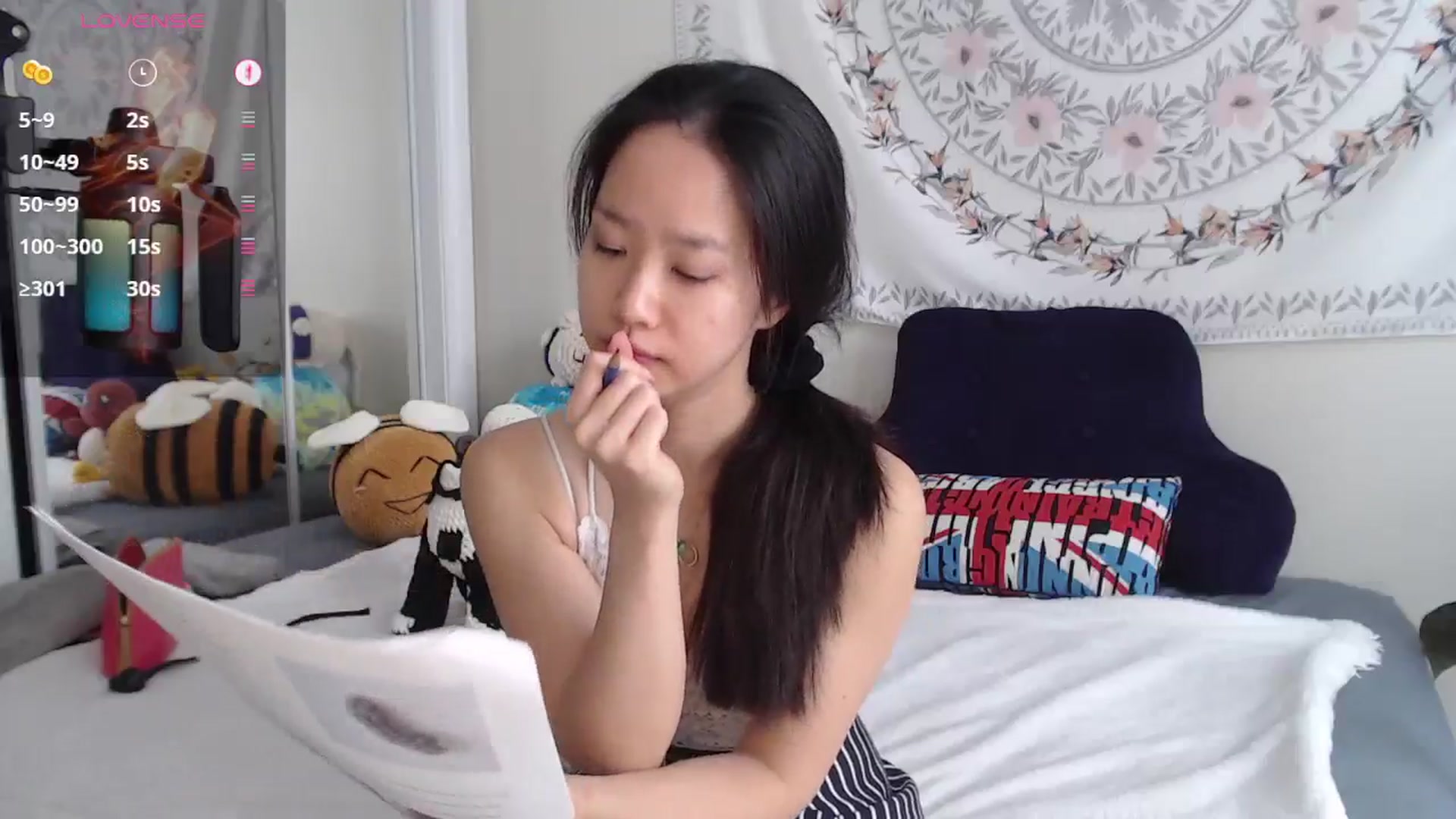 Gallery image thumbnail from MarissaPeach's myfreecams stream on, 08/03/2025, 16:34 image 9 of 20