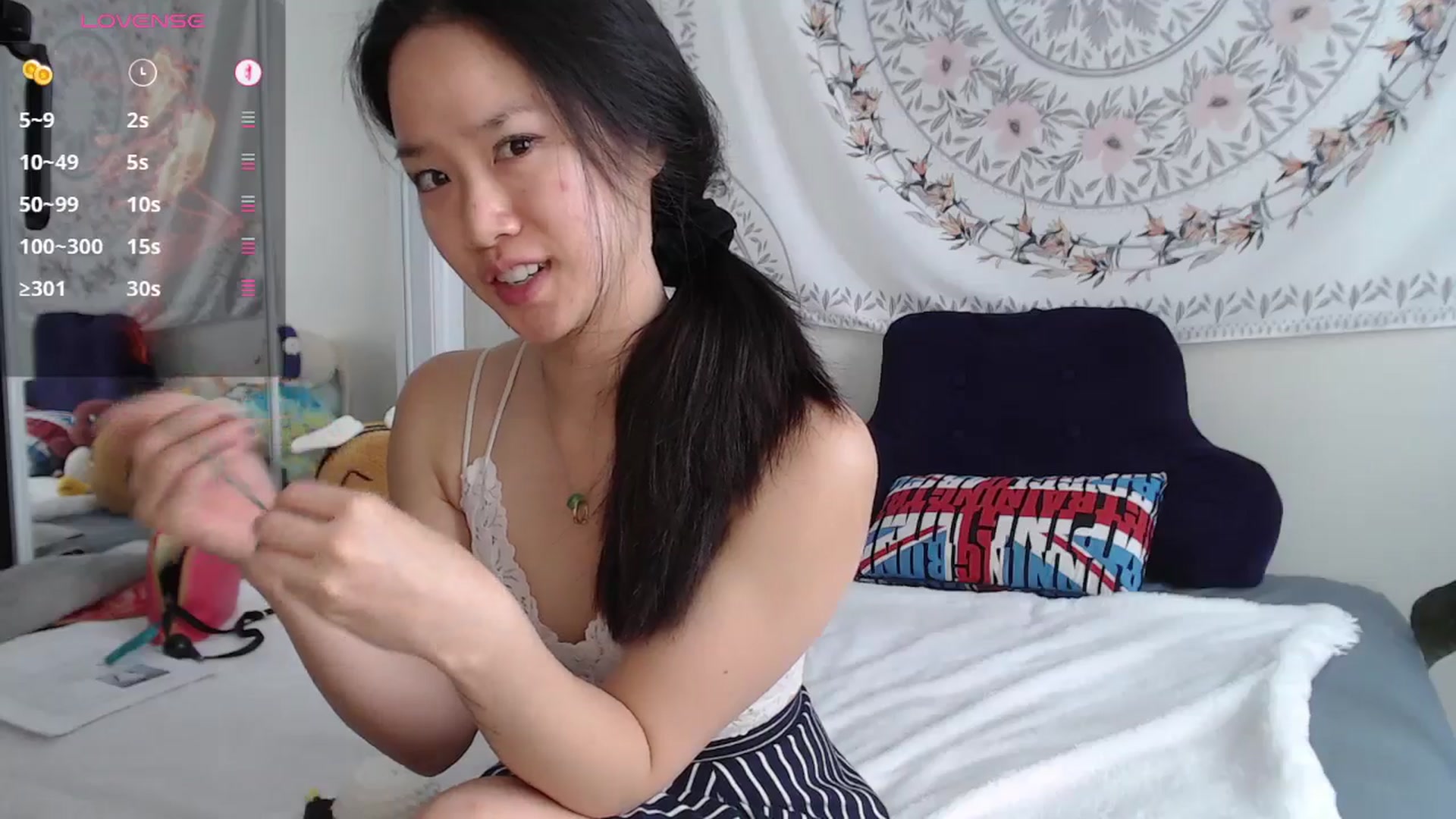 Gallery image thumbnail from MarissaPeach's myfreecams stream on, 08/03/2025, 16:34 image 16 of 20