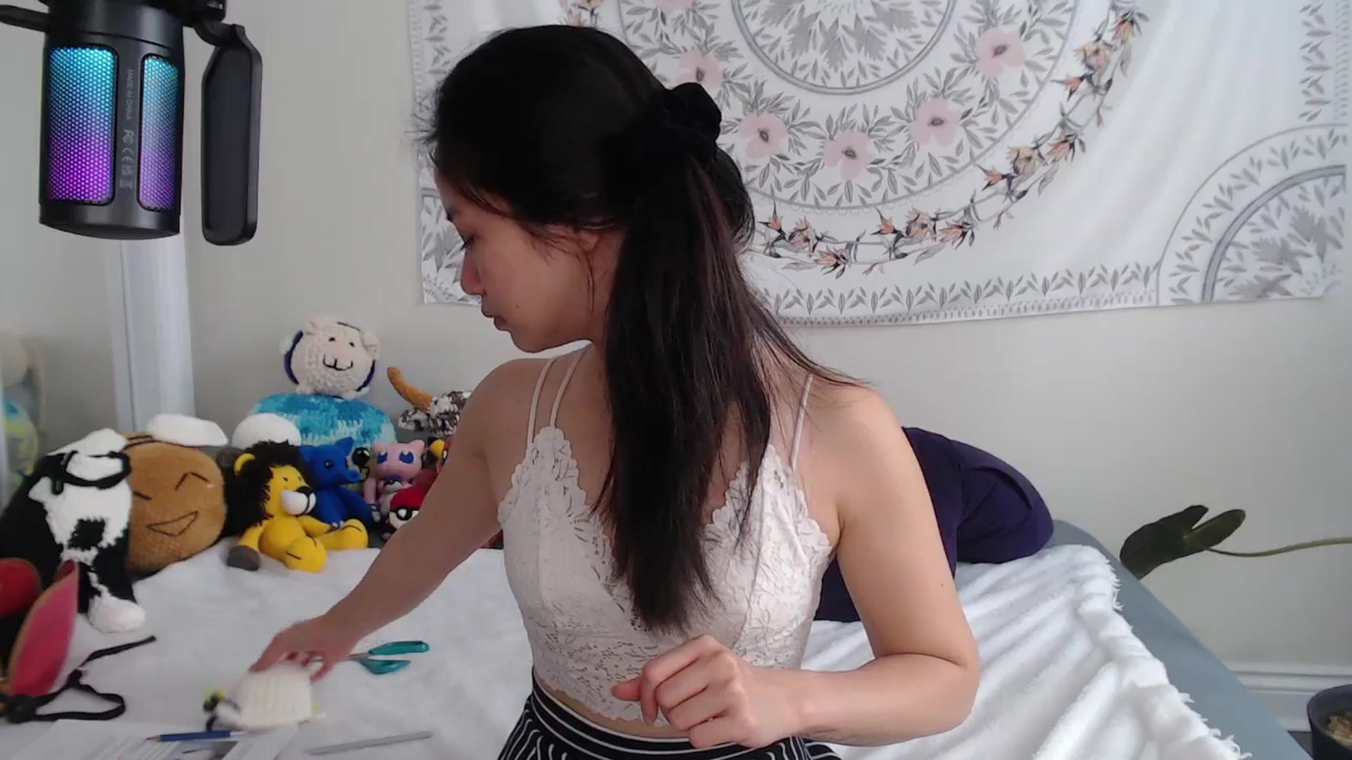 Gallery image thumbnail from MarissaPeach's myfreecams stream on, 08/03/2025, 18:40 image 13 of 20