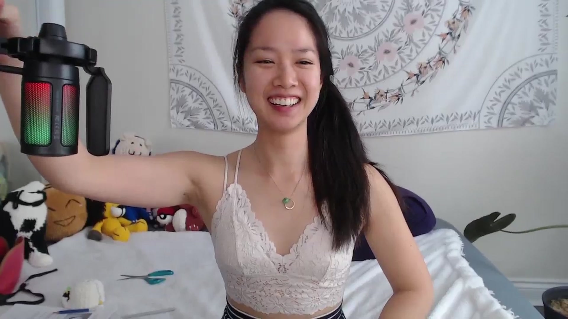 Gallery image thumbnail from MarissaPeach's myfreecams stream on, 08/03/2025, 18:40 image 5 of 20