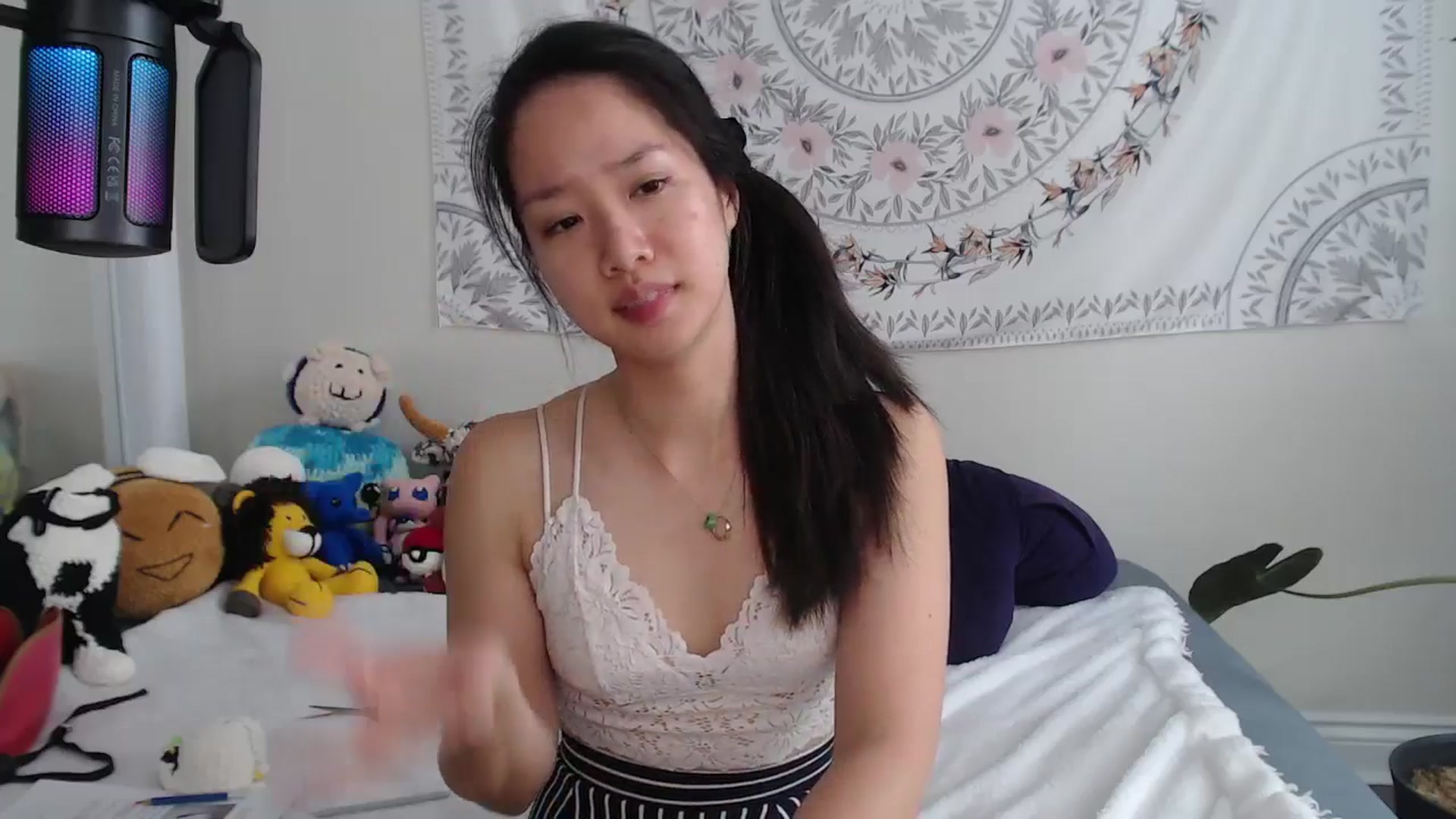 Gallery image thumbnail from MarissaPeach's myfreecams stream on, 08/03/2025, 18:40 image 12 of 20