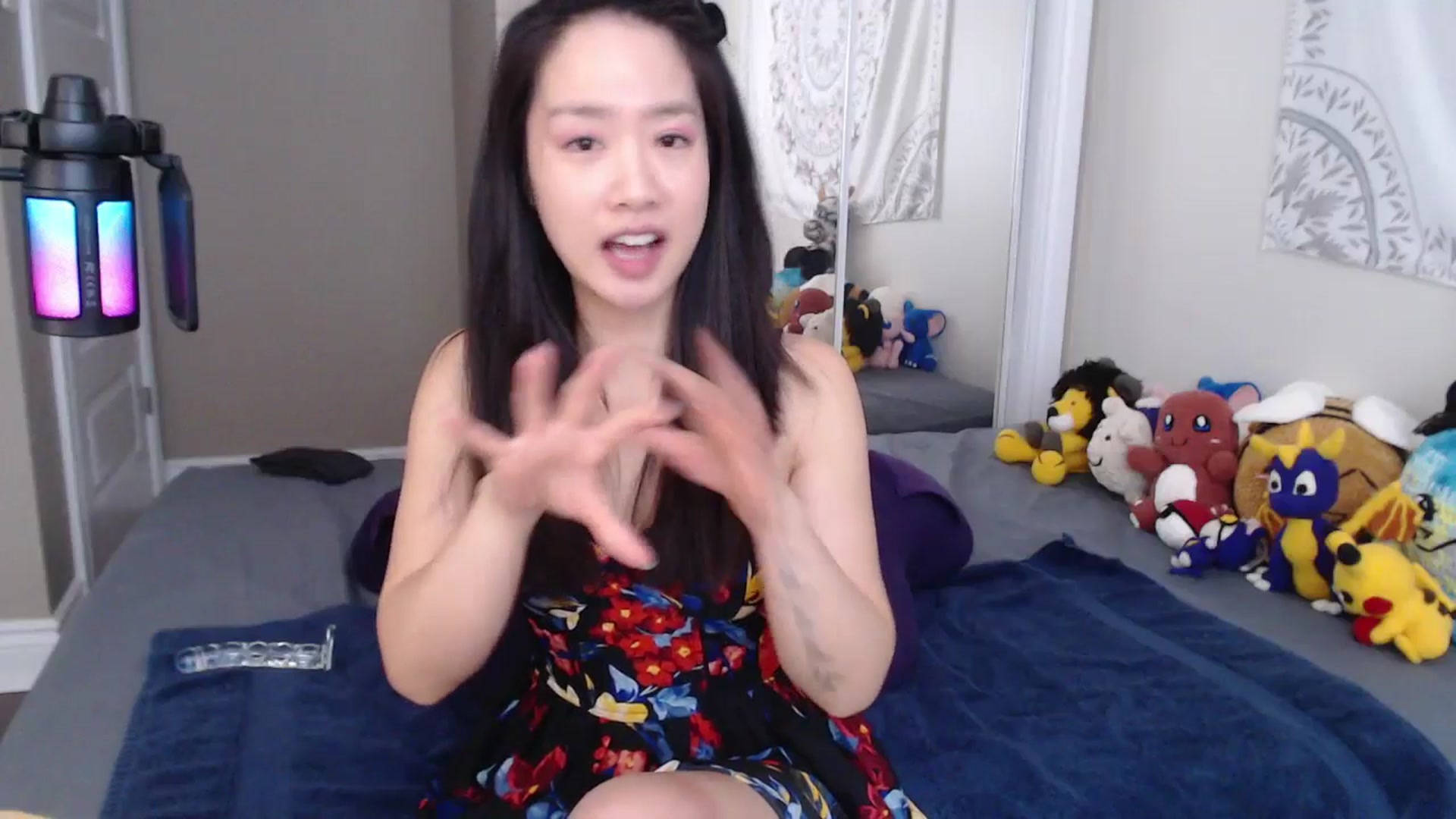 Gallery image thumbnail from MarissaPeach's myfreecams stream on, 08/17/2025, 16:25 image 3 of 20
